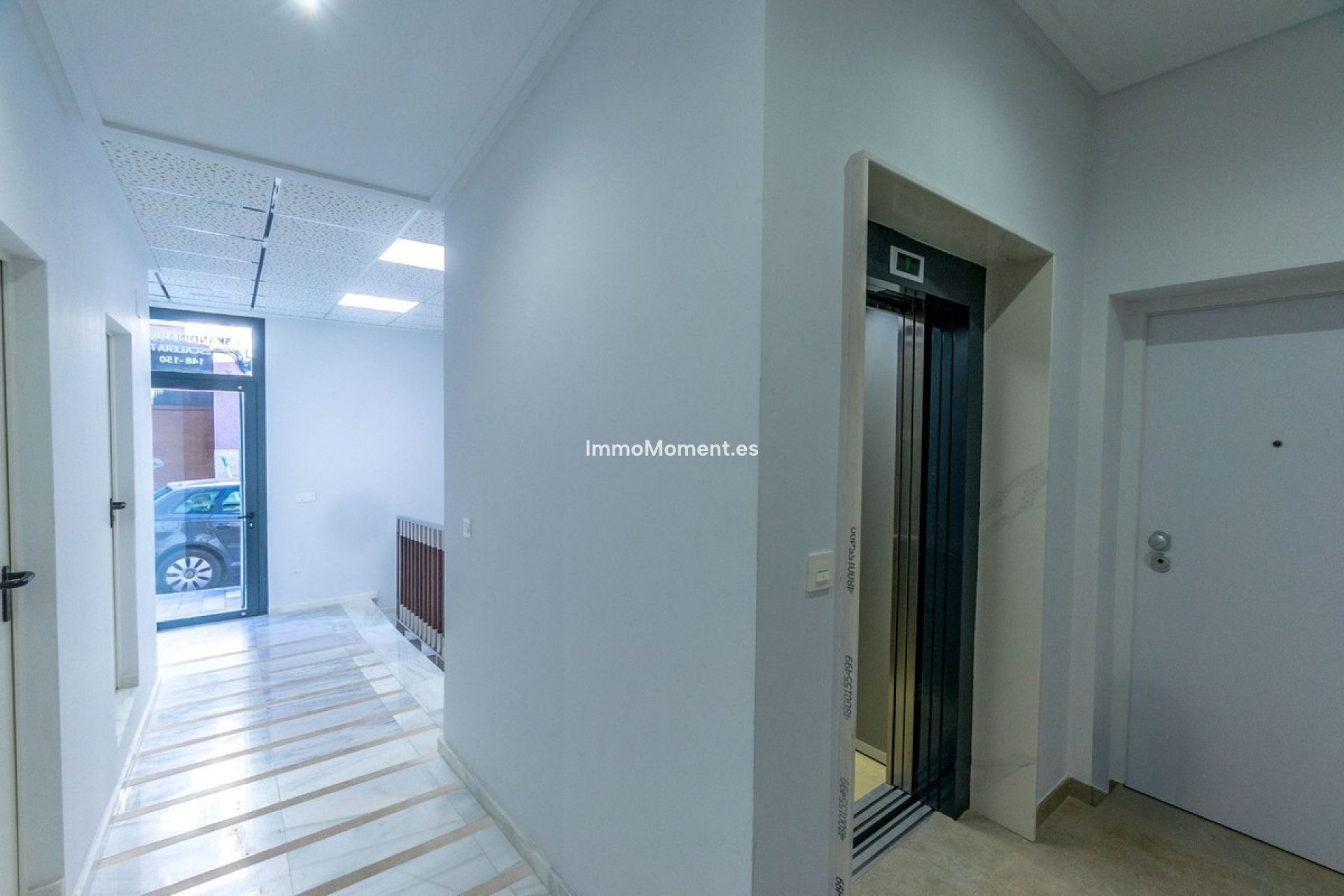 Resale - Apartment - Torrevieja - Torrevieja Centro