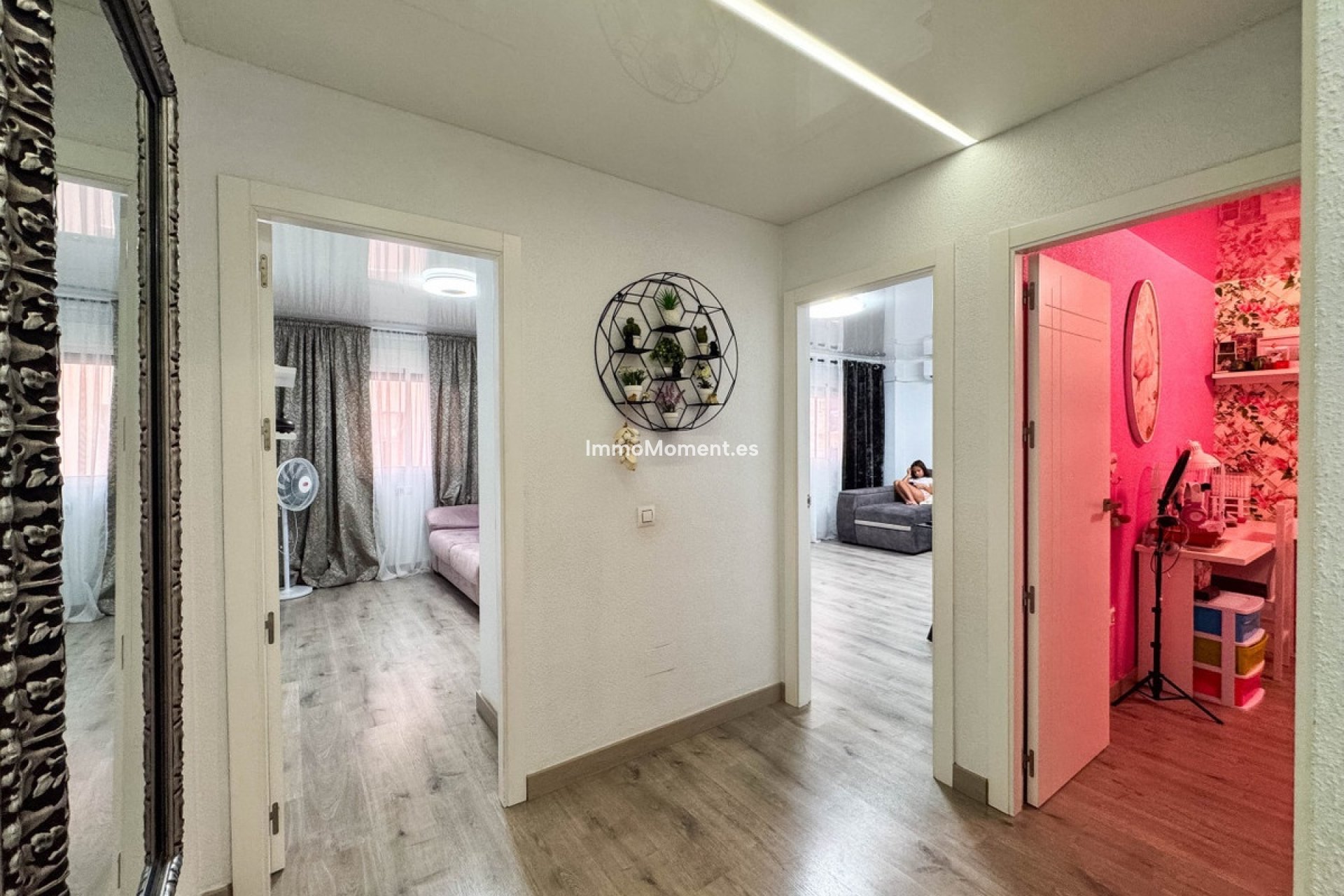 Resale - Apartment - Torrevieja - Torrevieja Centro