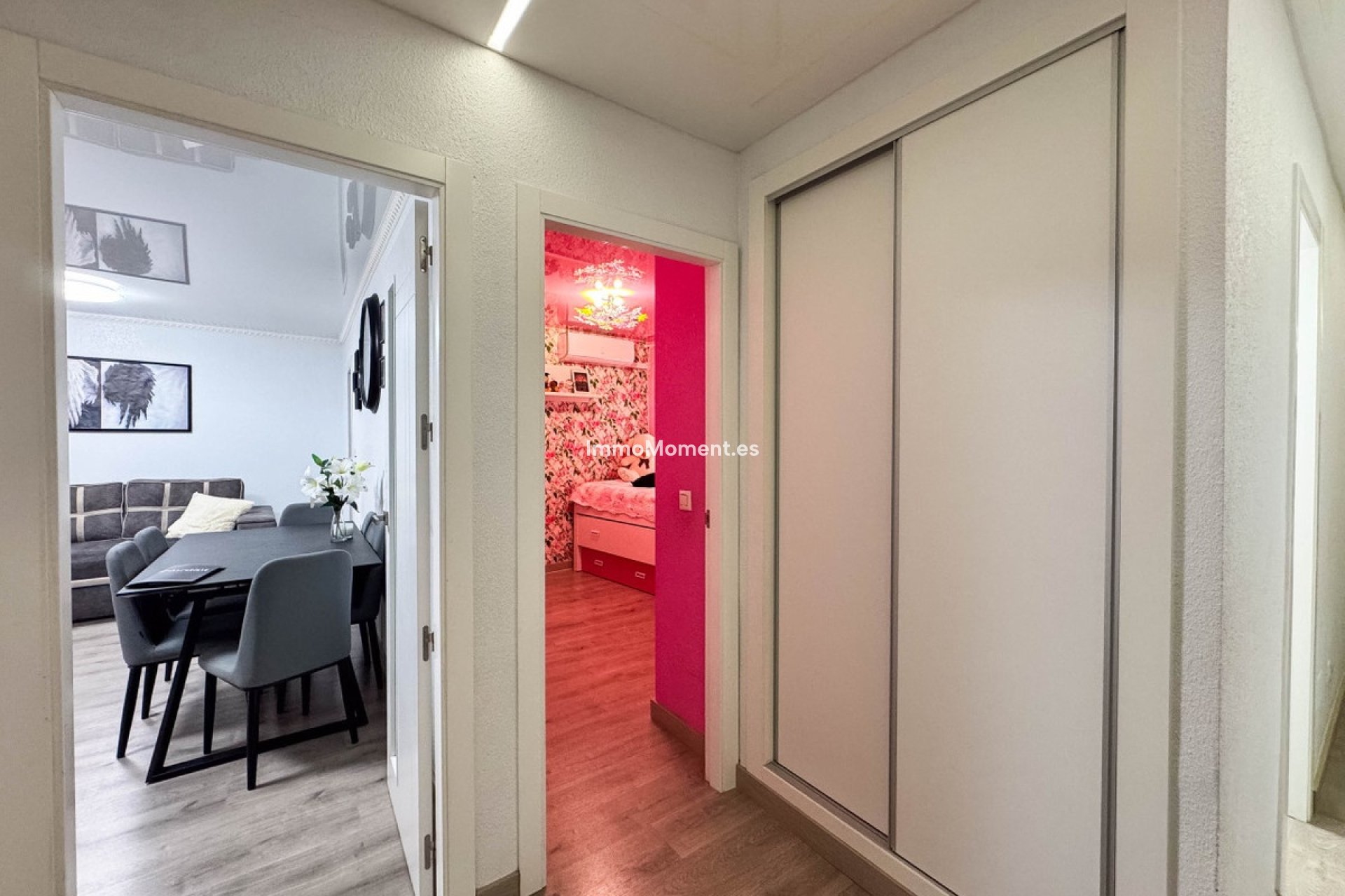 Resale - Apartment - Torrevieja - Torrevieja Centro