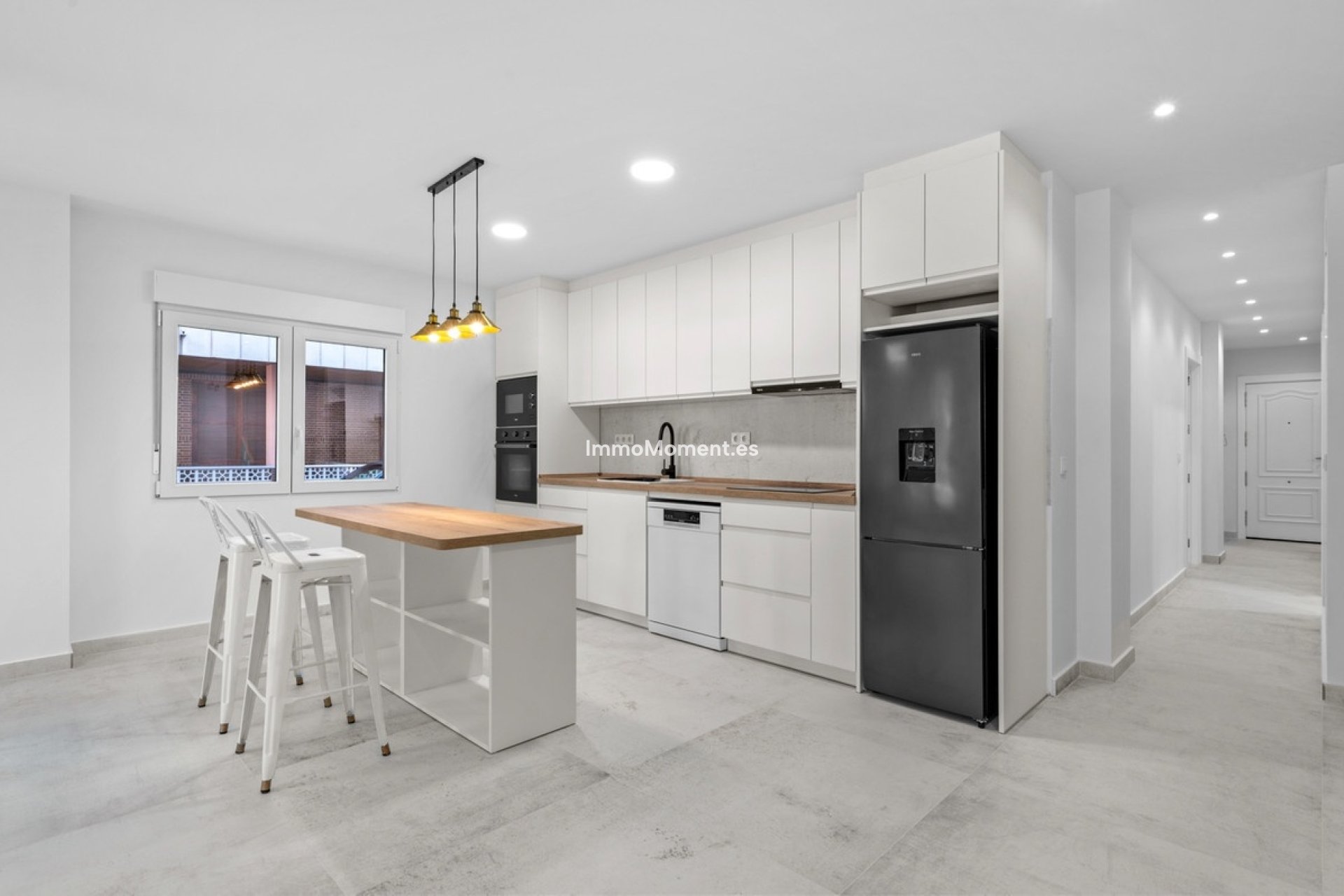 Resale - Apartment - Torrevieja - Torrevieja Centro