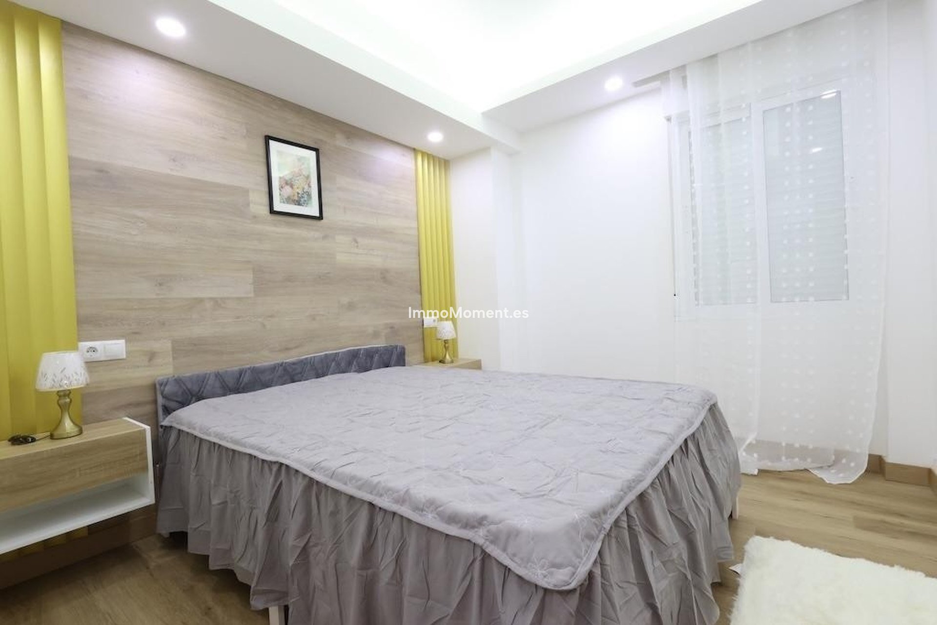 Resale - Apartment - Torrevieja - Torrevieja Centro