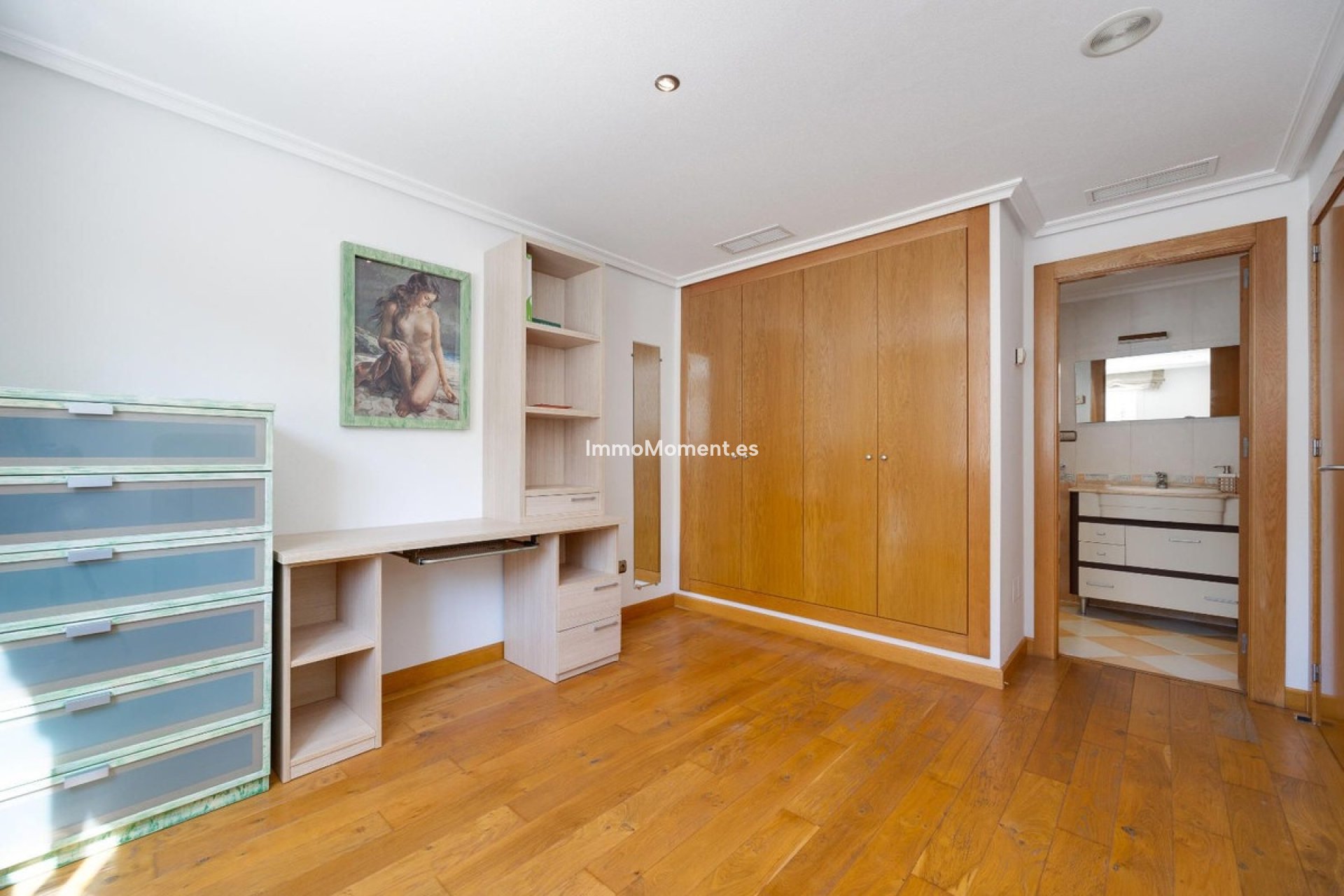 Resale - Apartment - Torrevieja - Torrevieja Centro