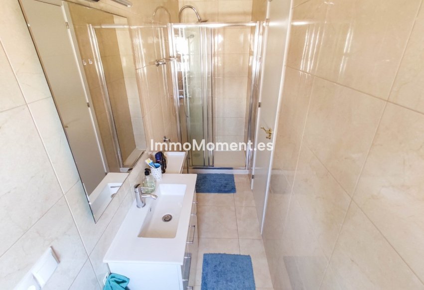 Resale - Apartment - Torrevieja - Torrevieja Centro