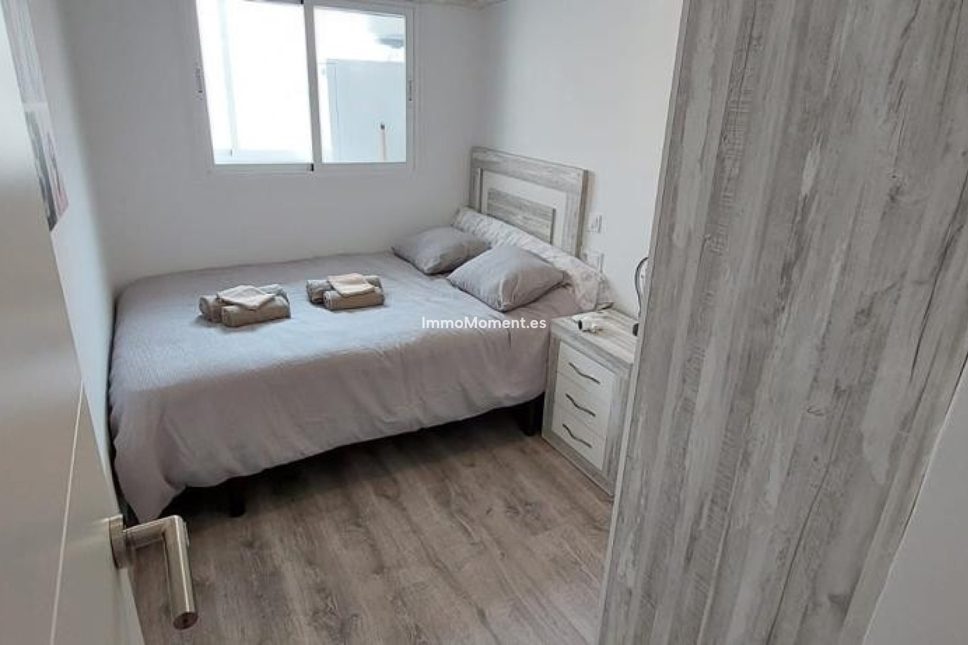 Resale - Apartment - Torrevieja - Torrevieja Centro