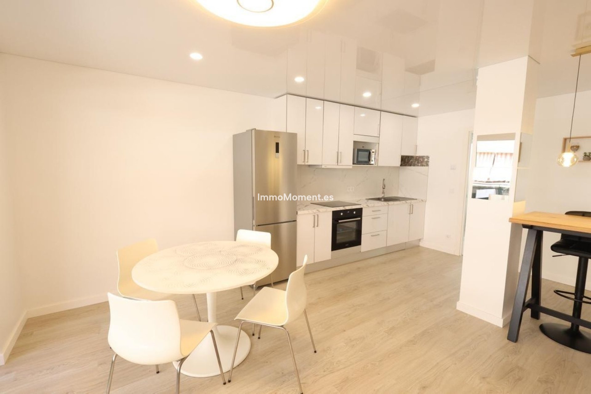 Resale - Apartment - Torrevieja - Torrevieja Centro