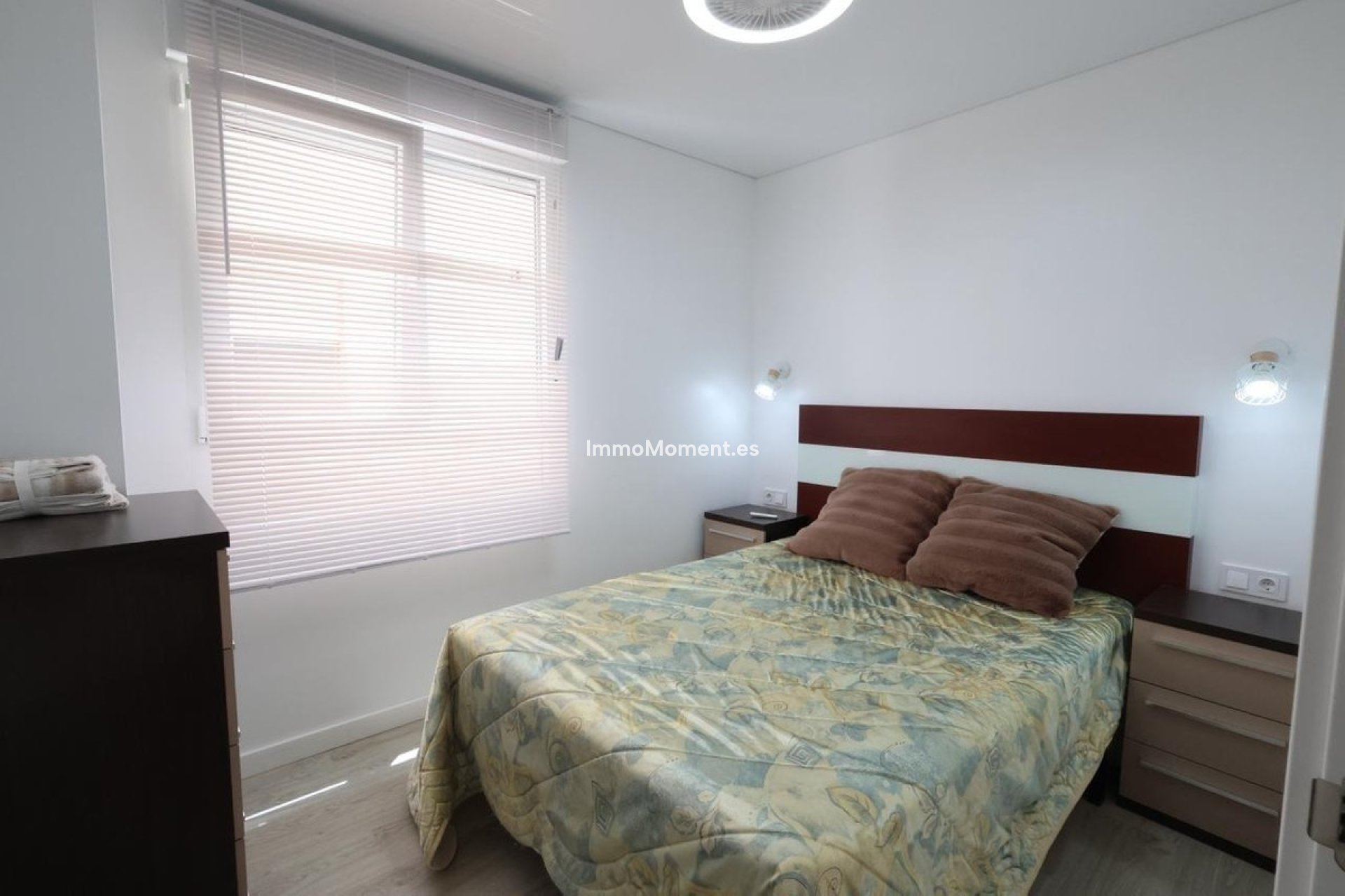 Resale - Apartment - Torrevieja - Torrevieja Centro