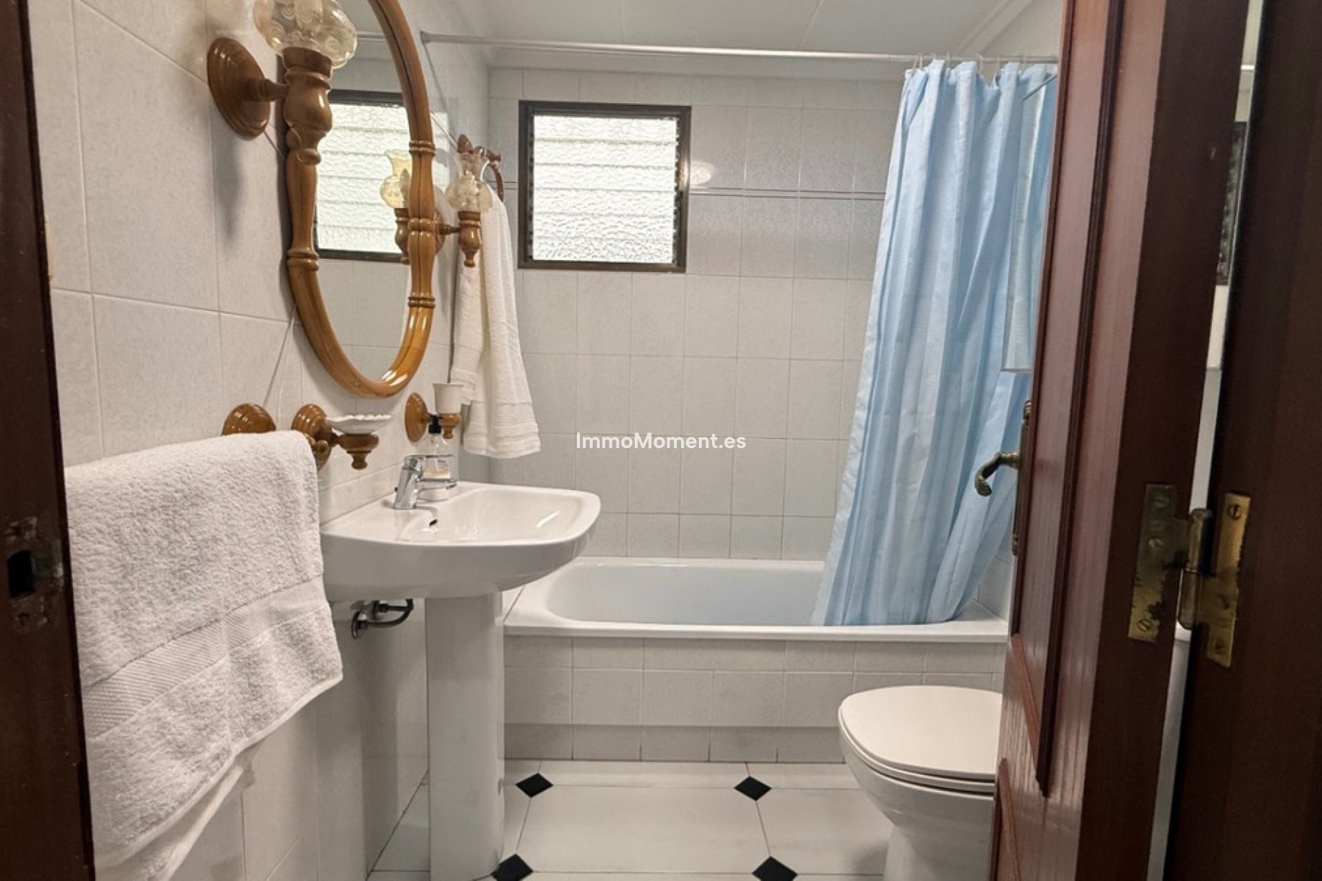 Resale - Apartment - Torrevieja - Torrevieja Centro
