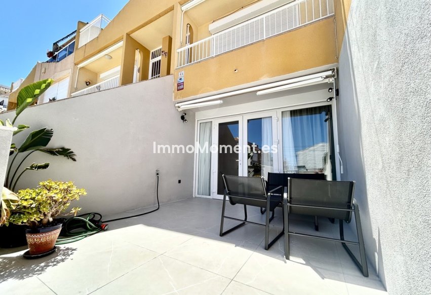 Resale - Apartment - Torrevieja - Torrevieja Centro