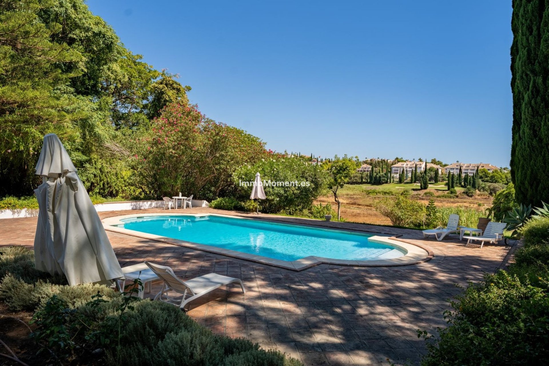 Resale - Country house - Estepona - Cancelada
