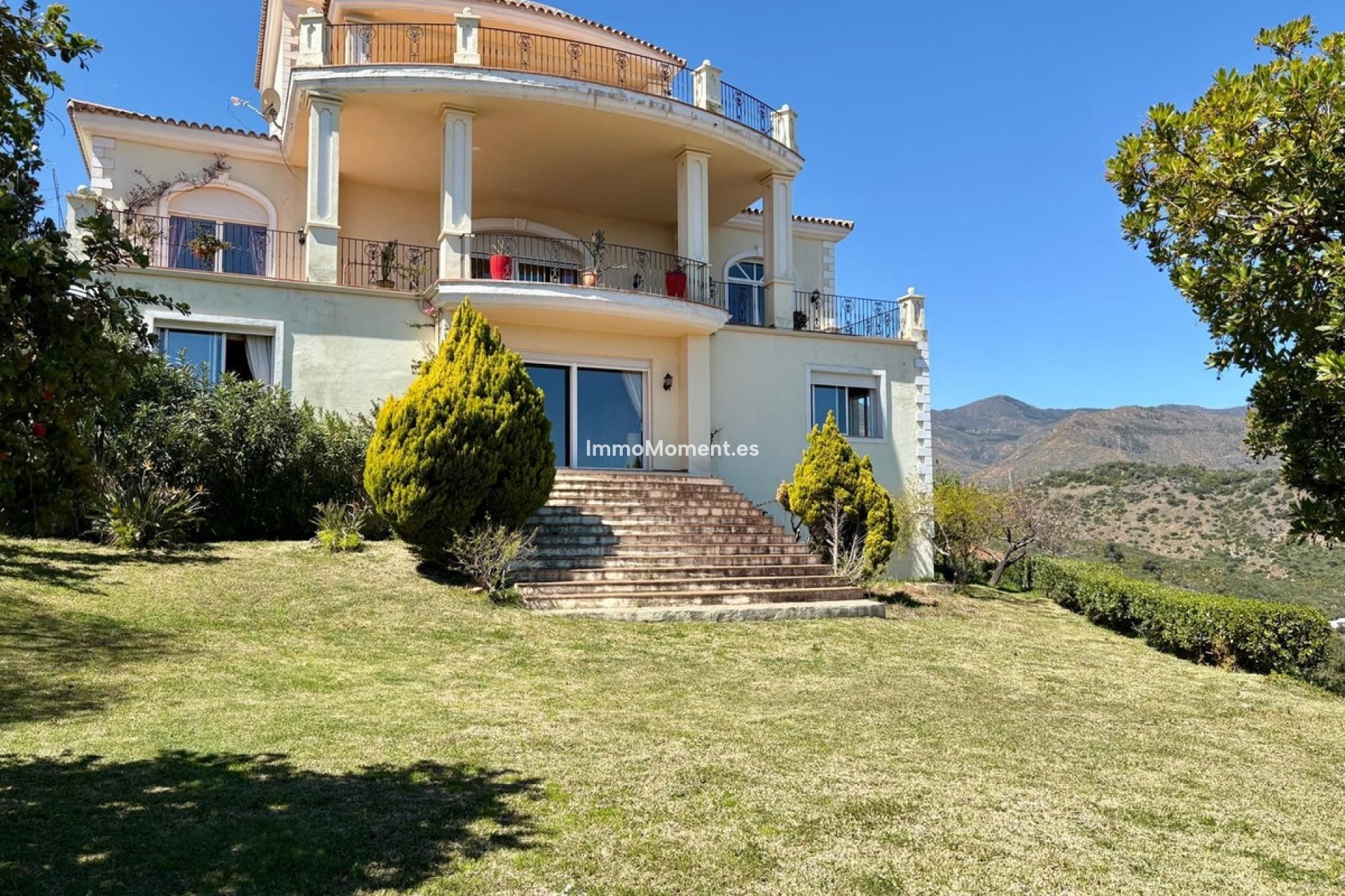 Resale - Country house - Estepona - Estepona Centro