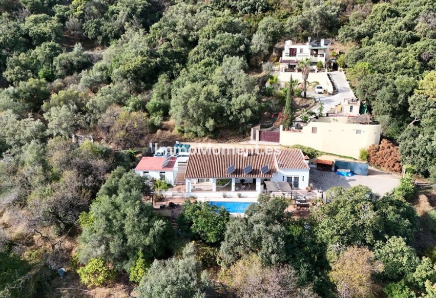 Resale - Country house - Estepona - Estepona Centro