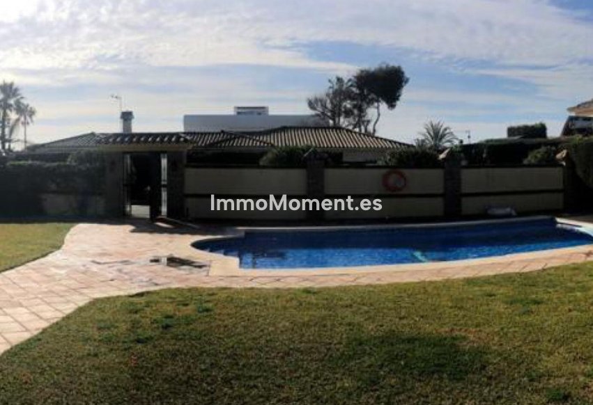 Resale - Country house - Estepona - Estepona Centro