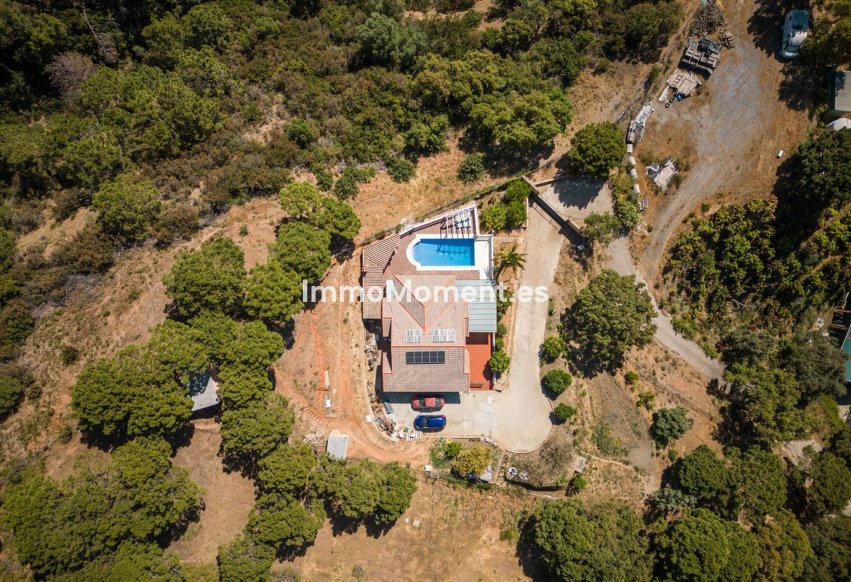 Resale - Country house - Estepona - Estepona Centro