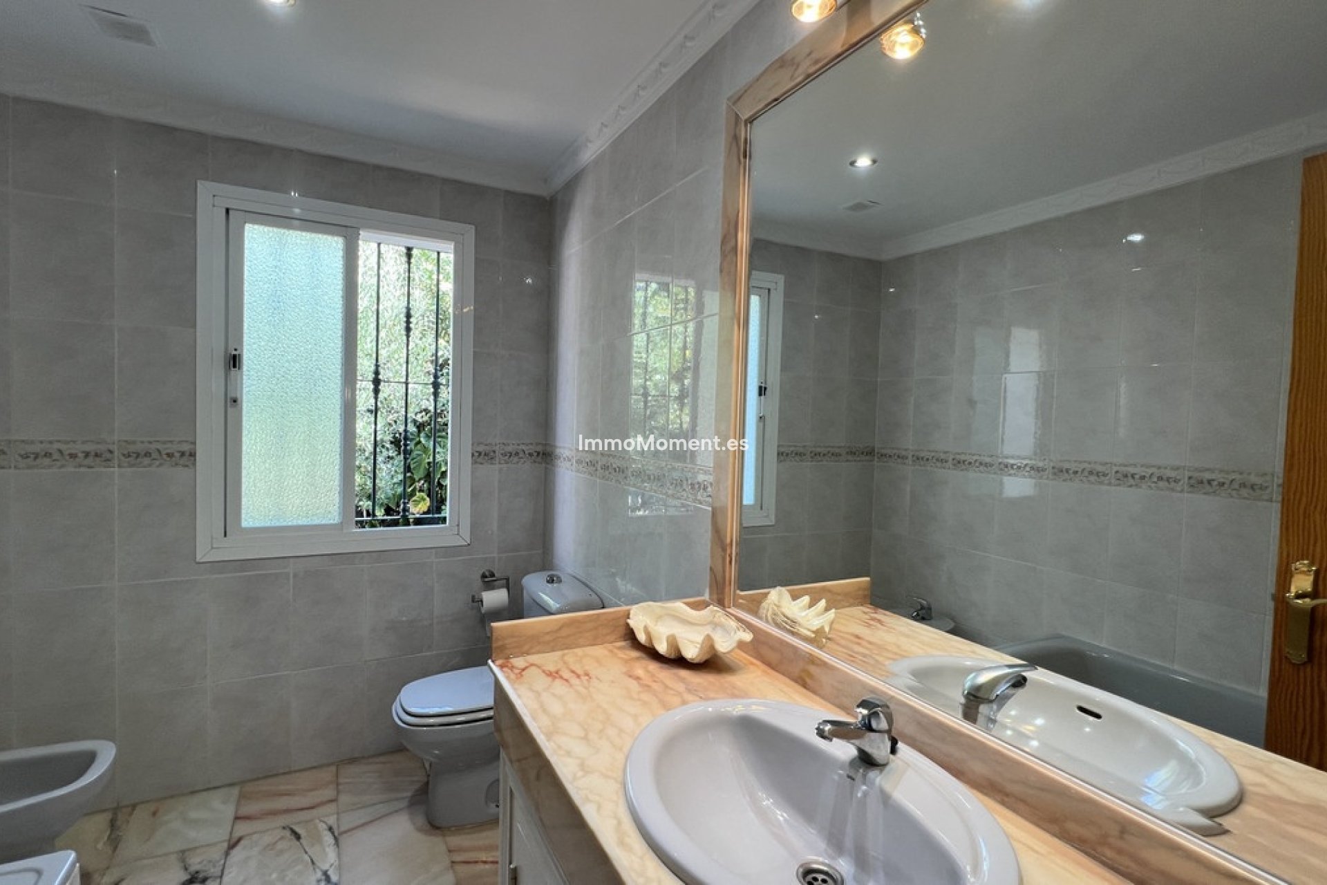 Resale - Country house - Estepona - Estepona Centro