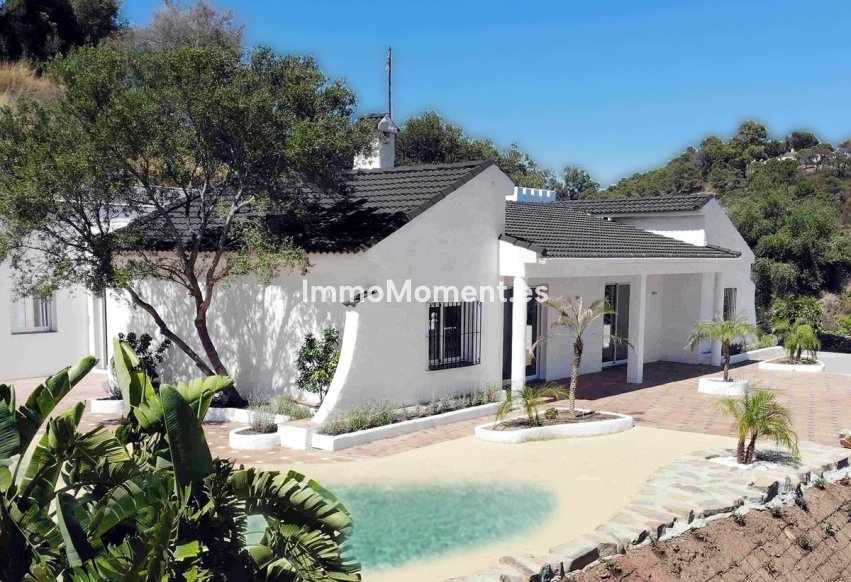 Resale - Country house - Estepona - Estepona Centro