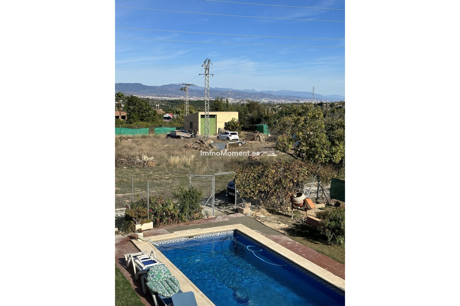 Resale - Country house - Inland  - Alhaurín de la Torre