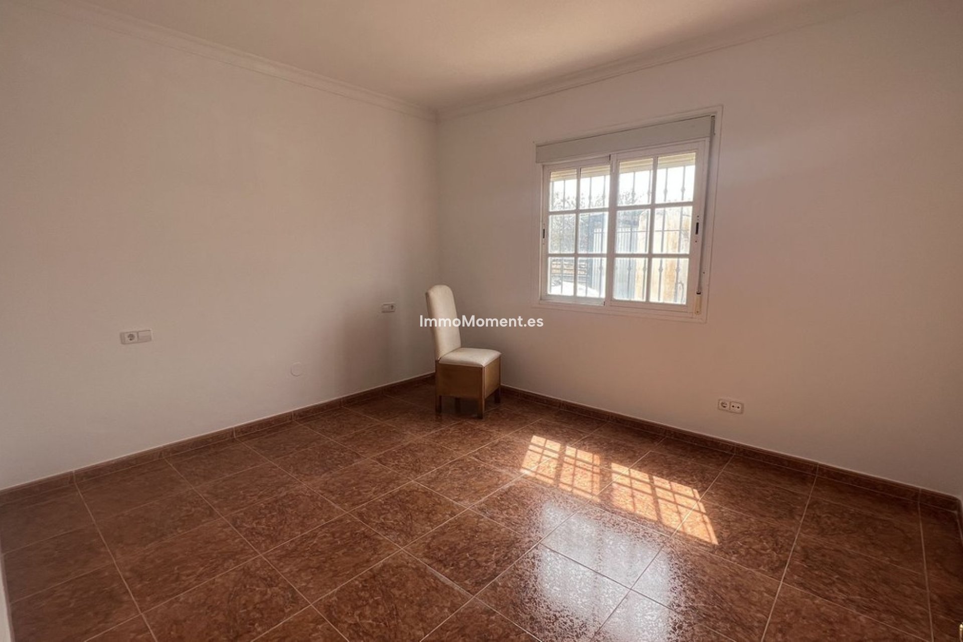 Resale - Country house - Inland  - Alhaurín de la Torre