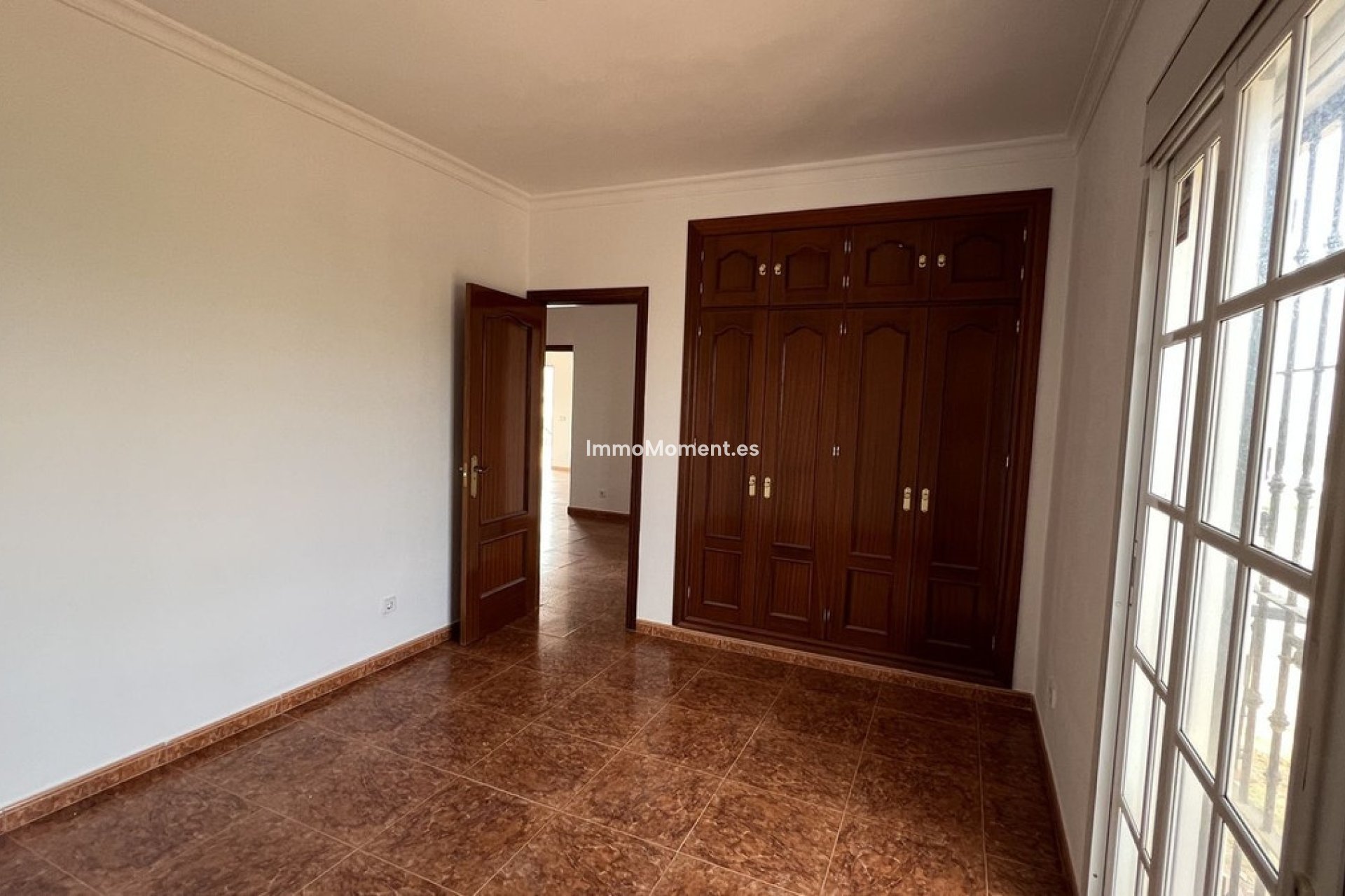 Resale - Country house - Inland  - Alhaurín de la Torre