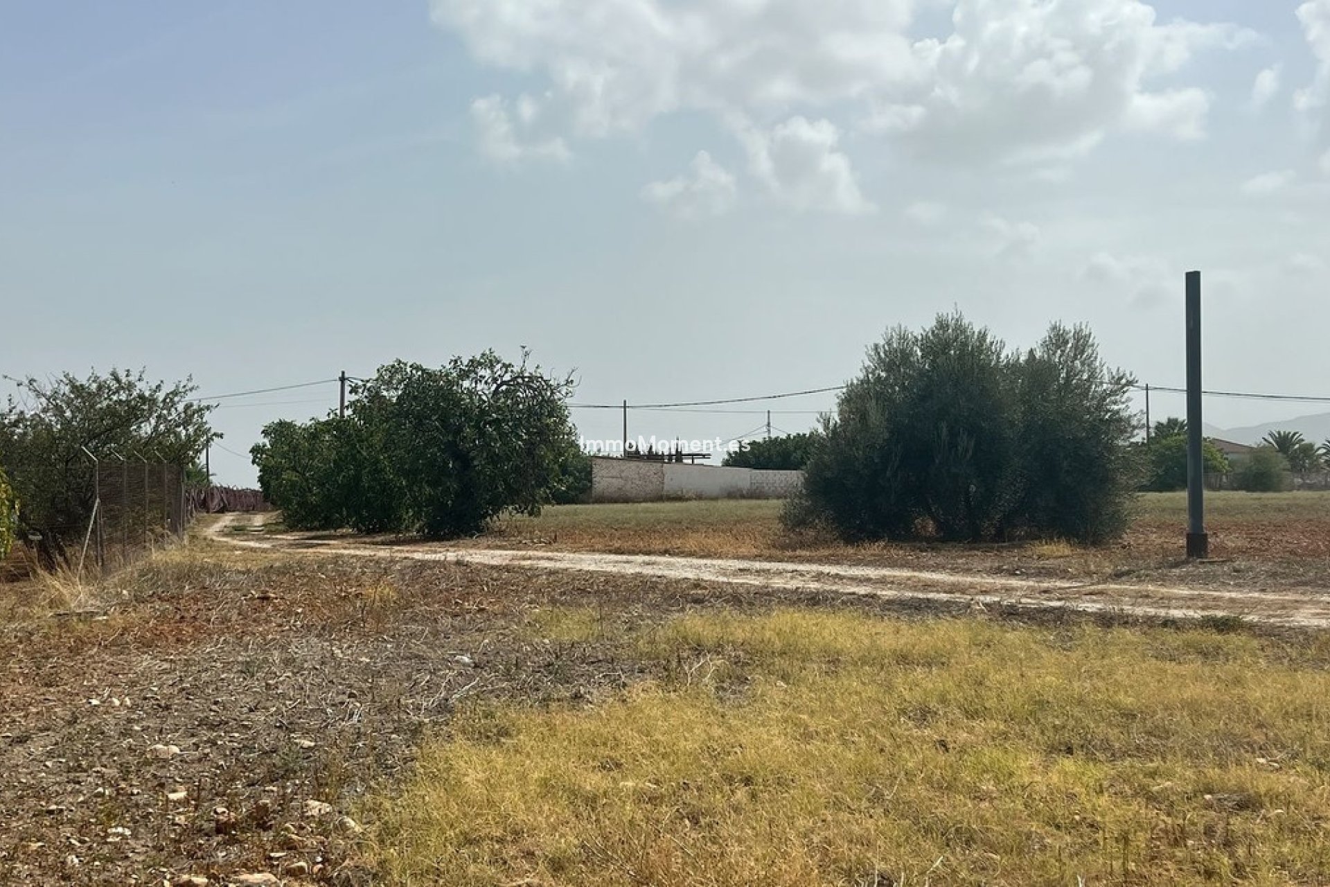 Resale - Country house - Inland  - Alhaurín de la Torre