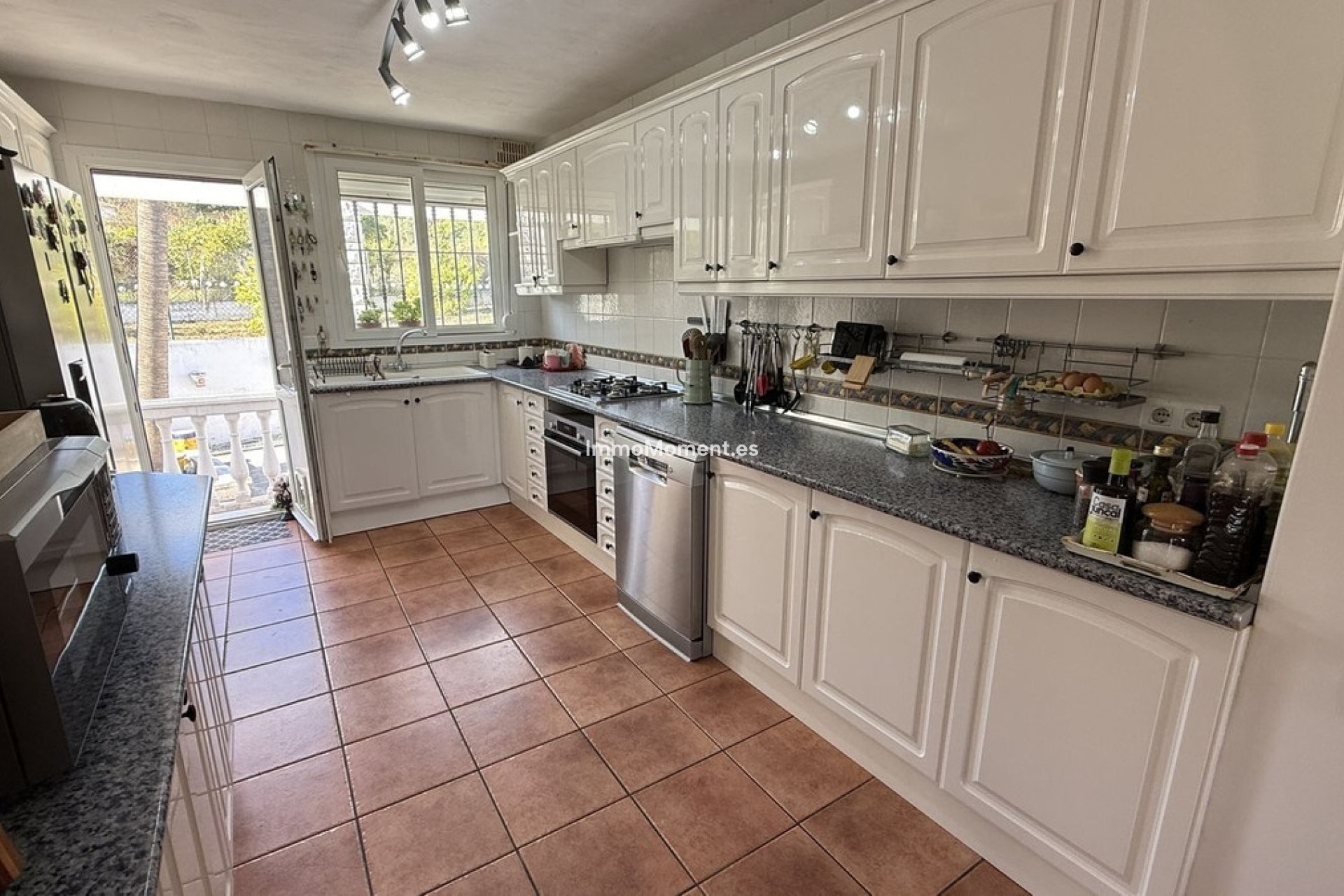 Resale - Country house - Inland  - Alhaurín de la Torre