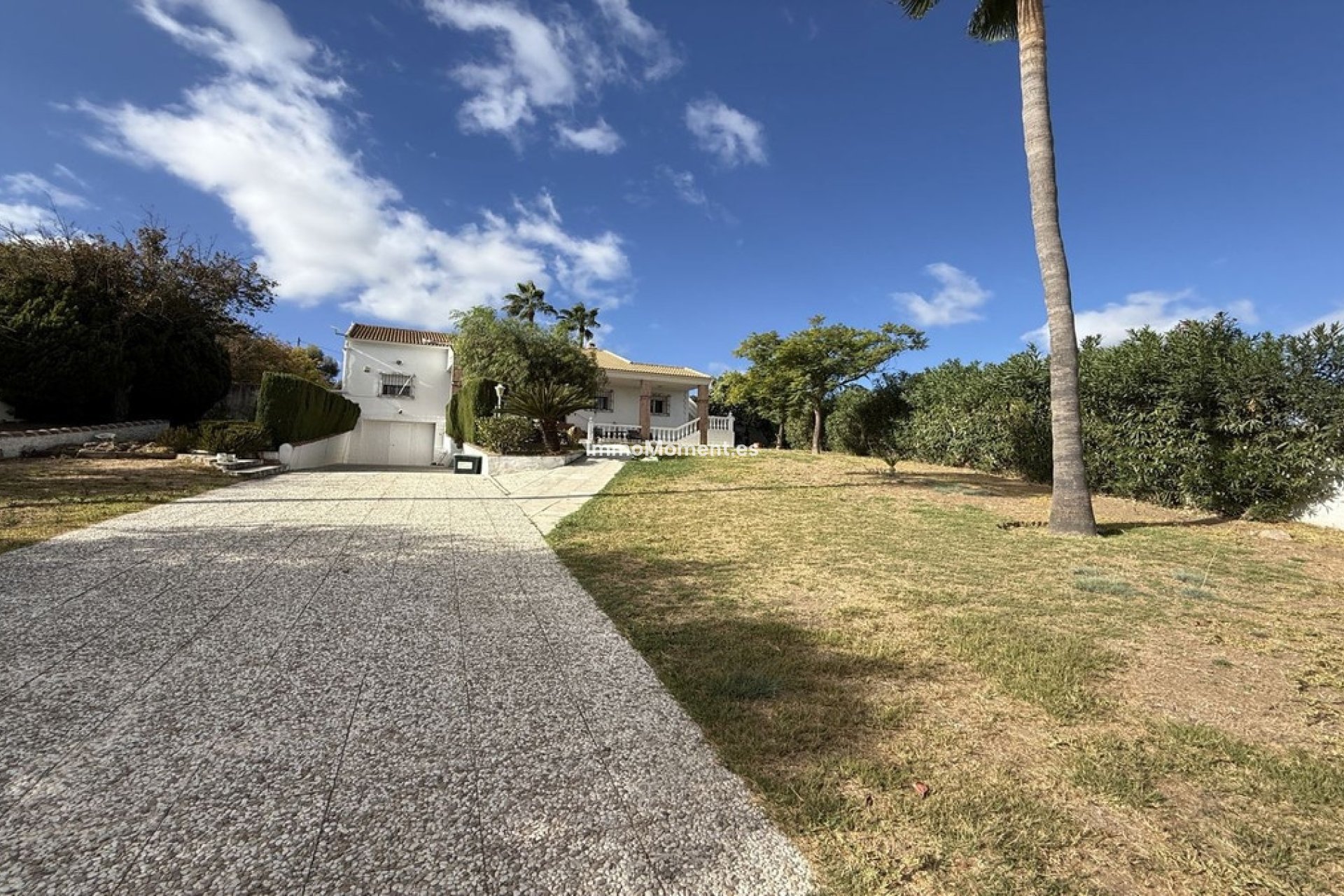 Resale - Country house - Inland  - Alhaurín de la Torre