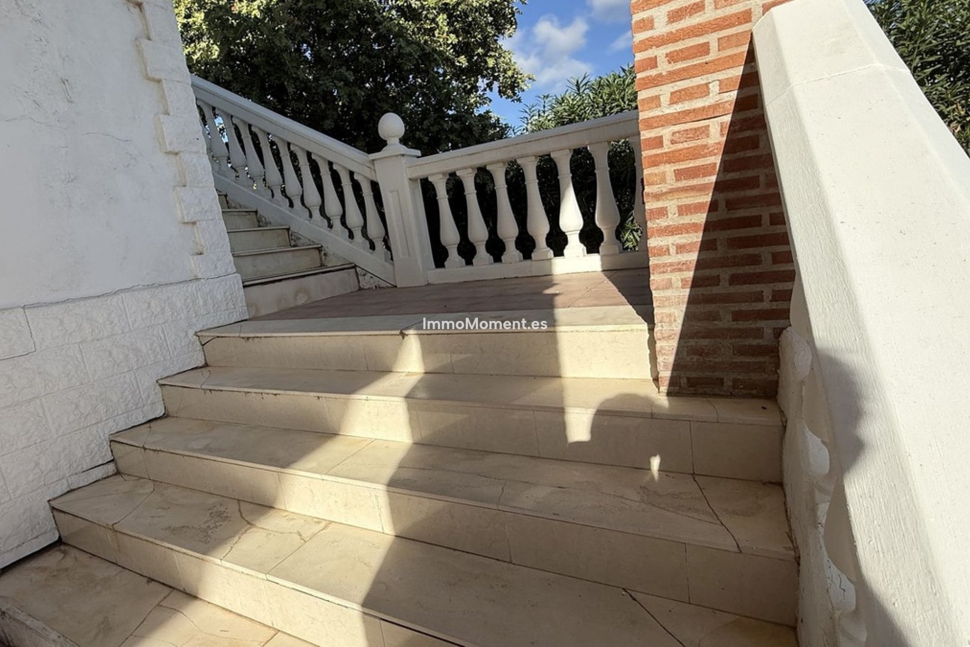 Resale - Country house - Inland  - Alhaurín de la Torre