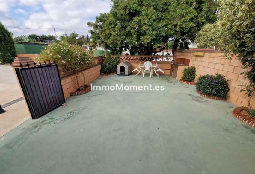 Resale - Country house - Inland  - Alhaurín de la Torre