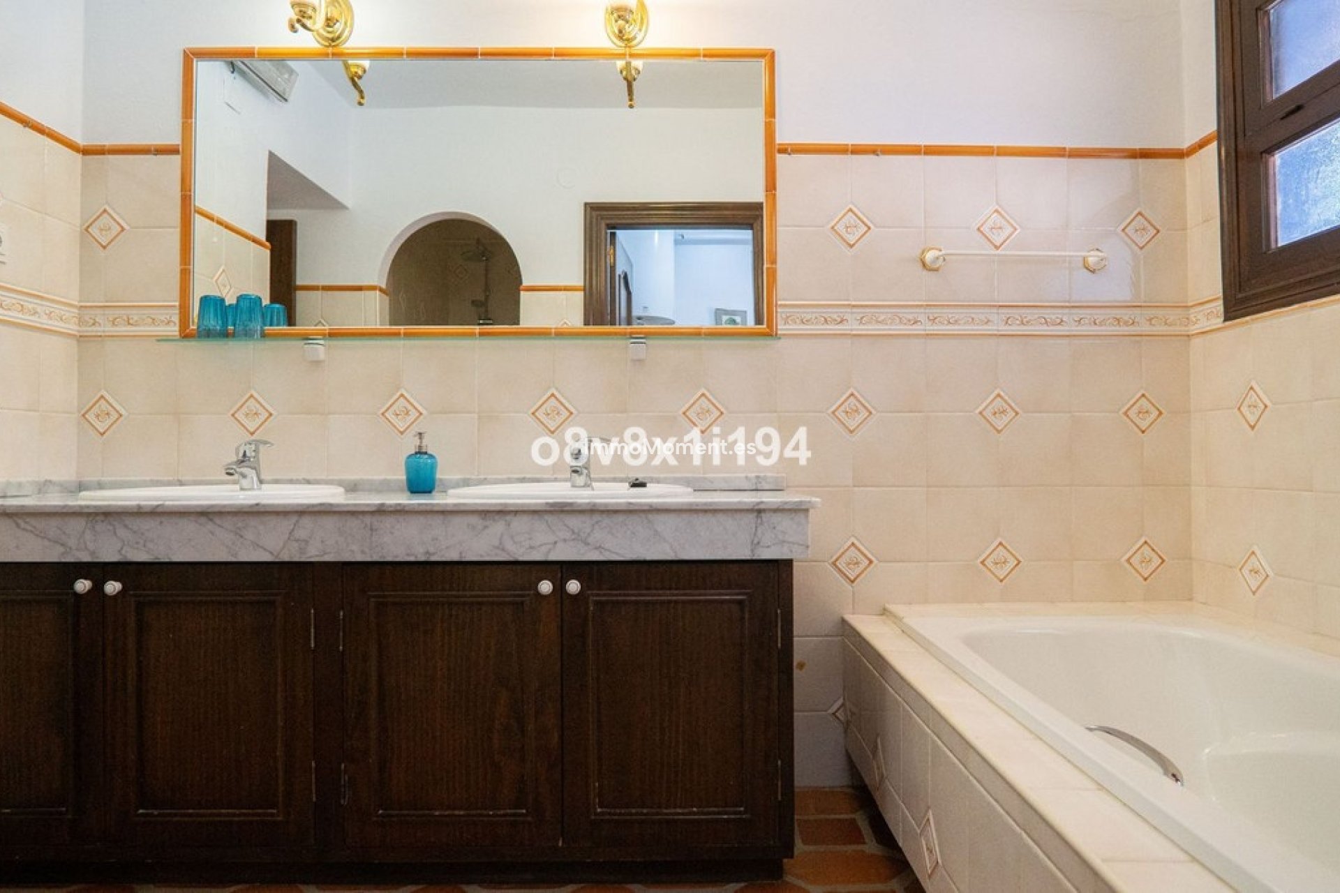 Resale - Country house - Inland  - Alhaurín de la Torre