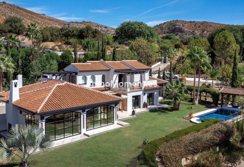 Resale - Country house - Inland  - Alhaurín de la Torre
