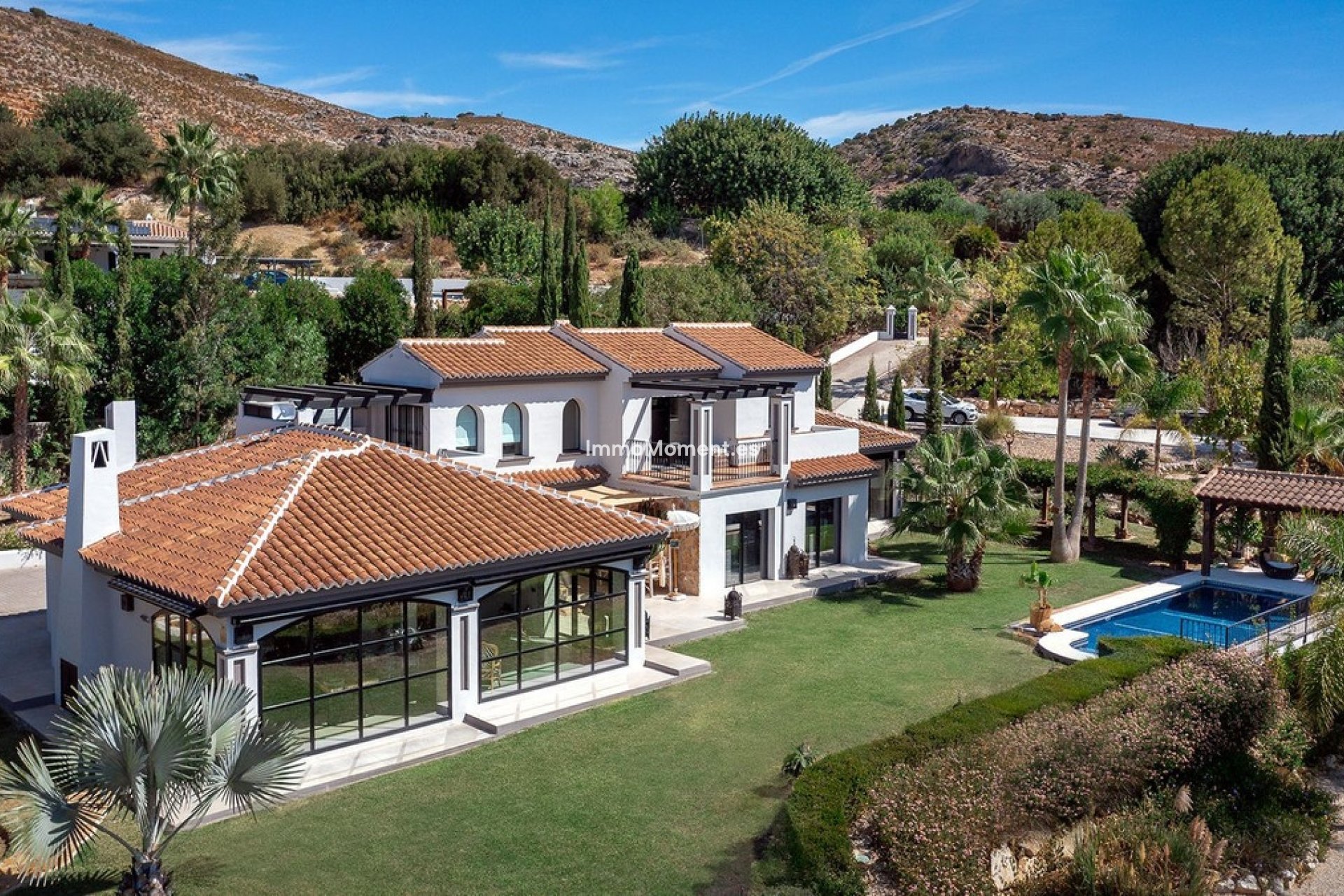 Resale - Country house - Inland  - Alhaurín de la Torre