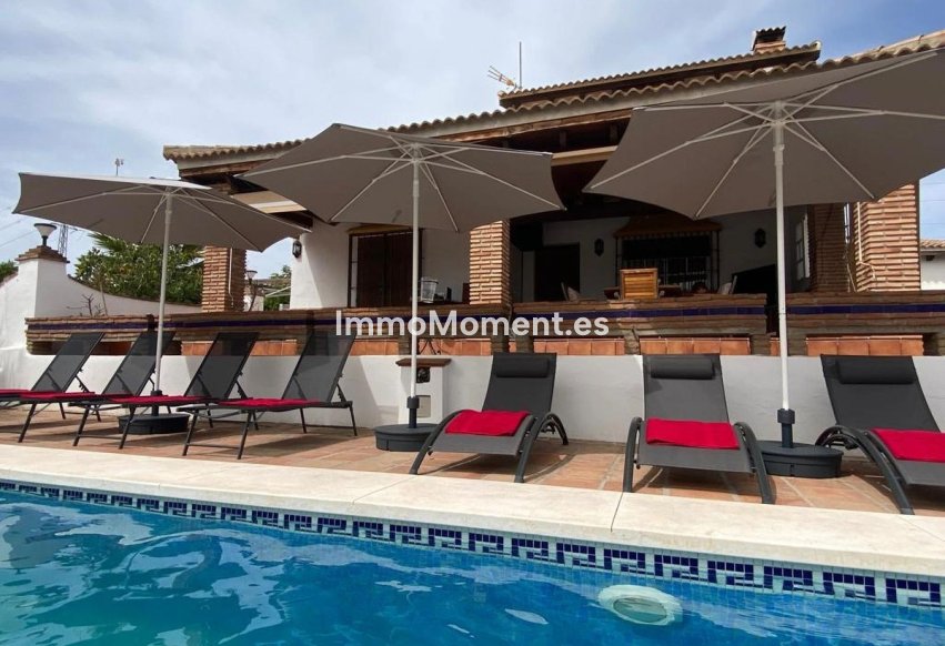 Resale - Country house - Inland  - Alhaurín el Grande Centro