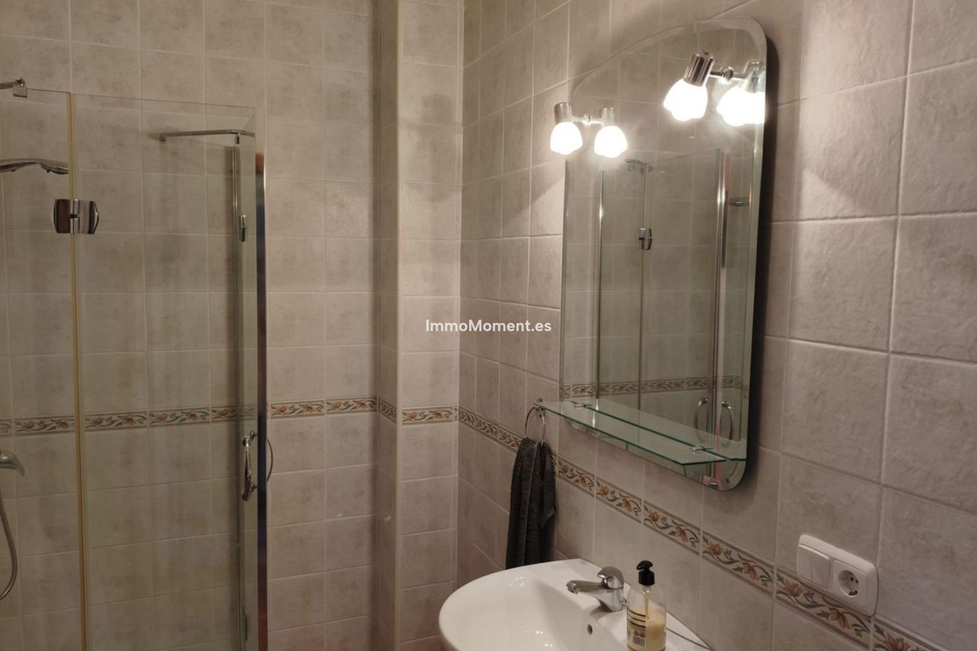 Resale - Country house - Inland  - Alhaurín el Grande Centro