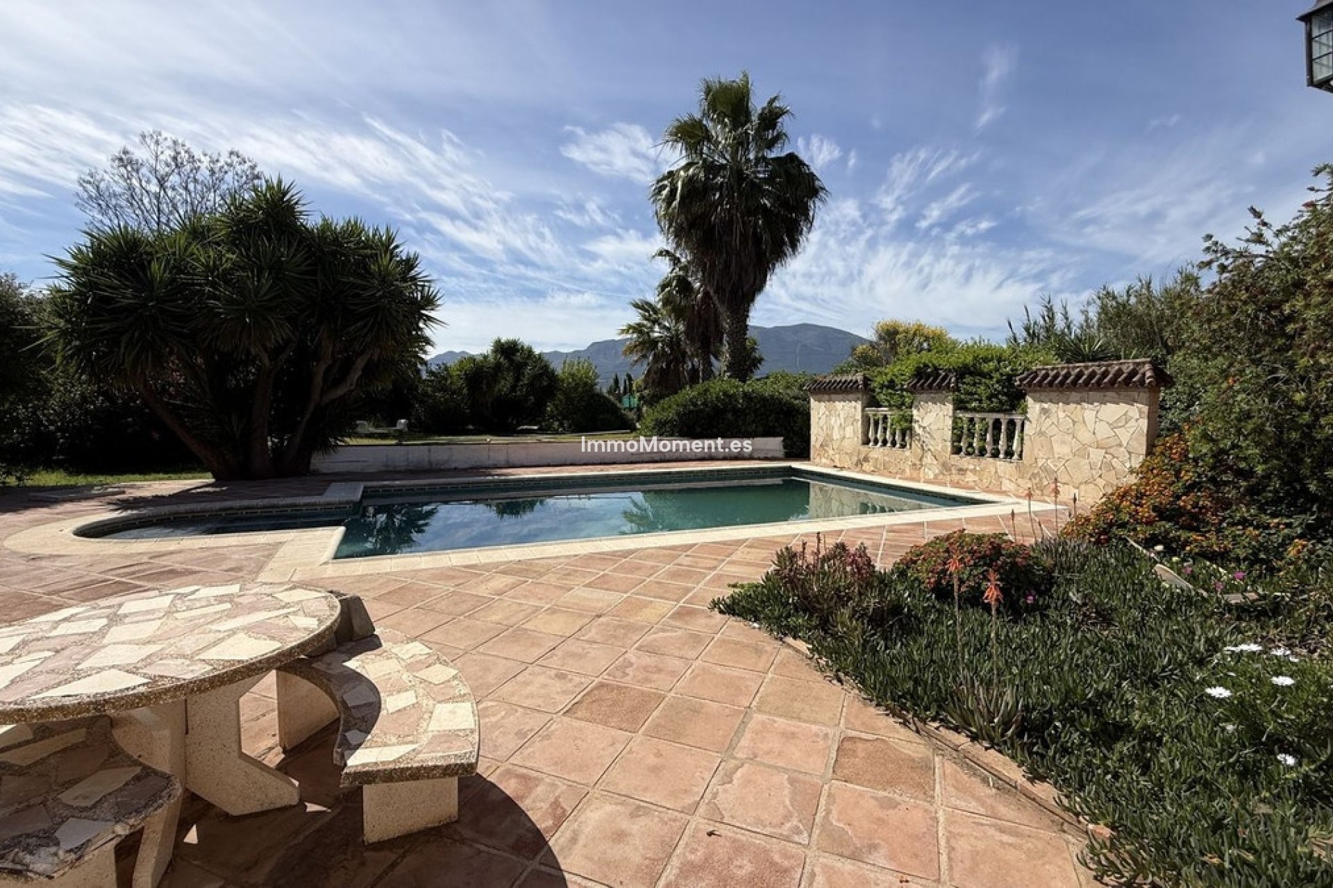 Resale - Country house - Inland  - Alhaurín el Grande Centro
