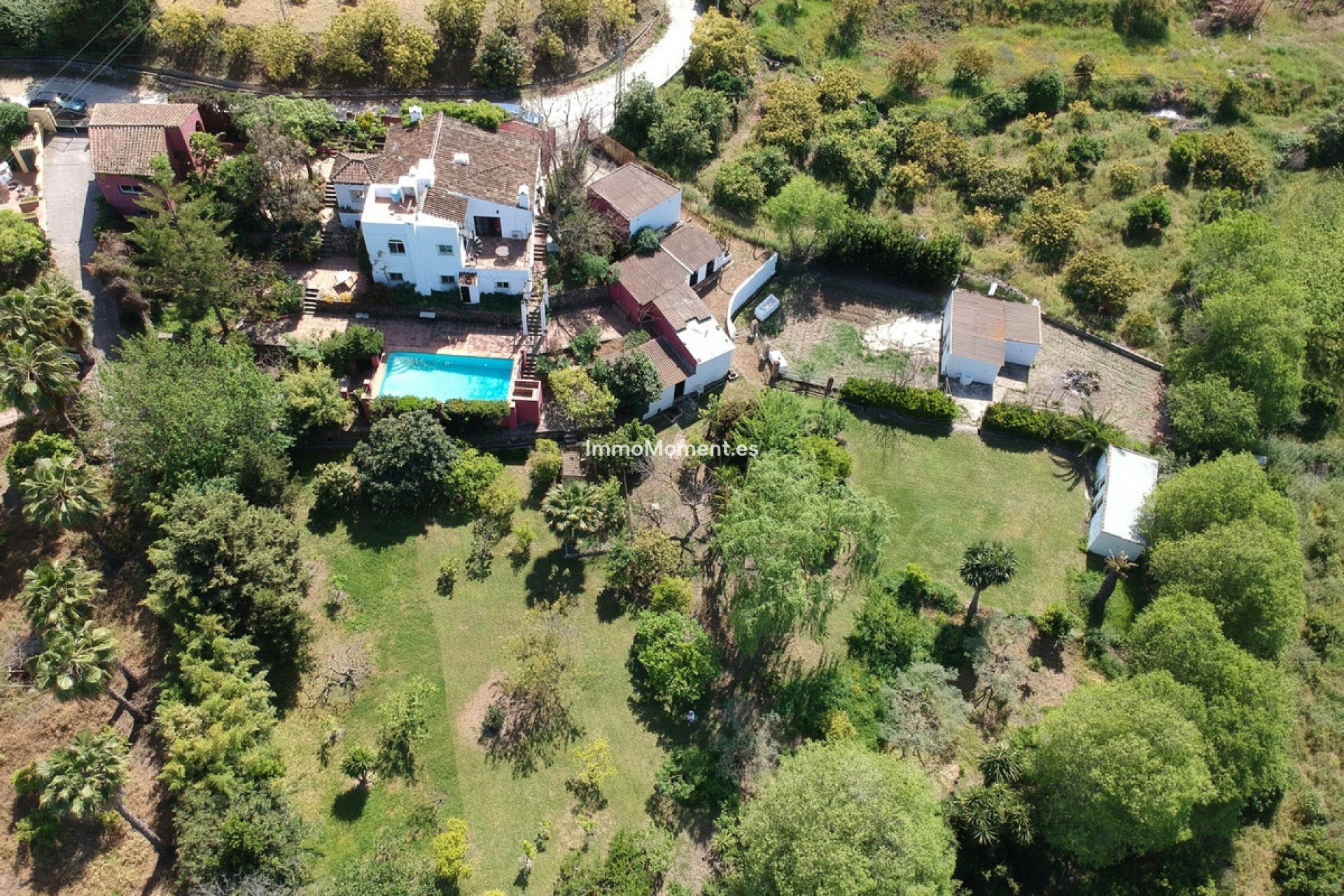 Resale - Country house - Inland  - Alhaurín el Grande Centro