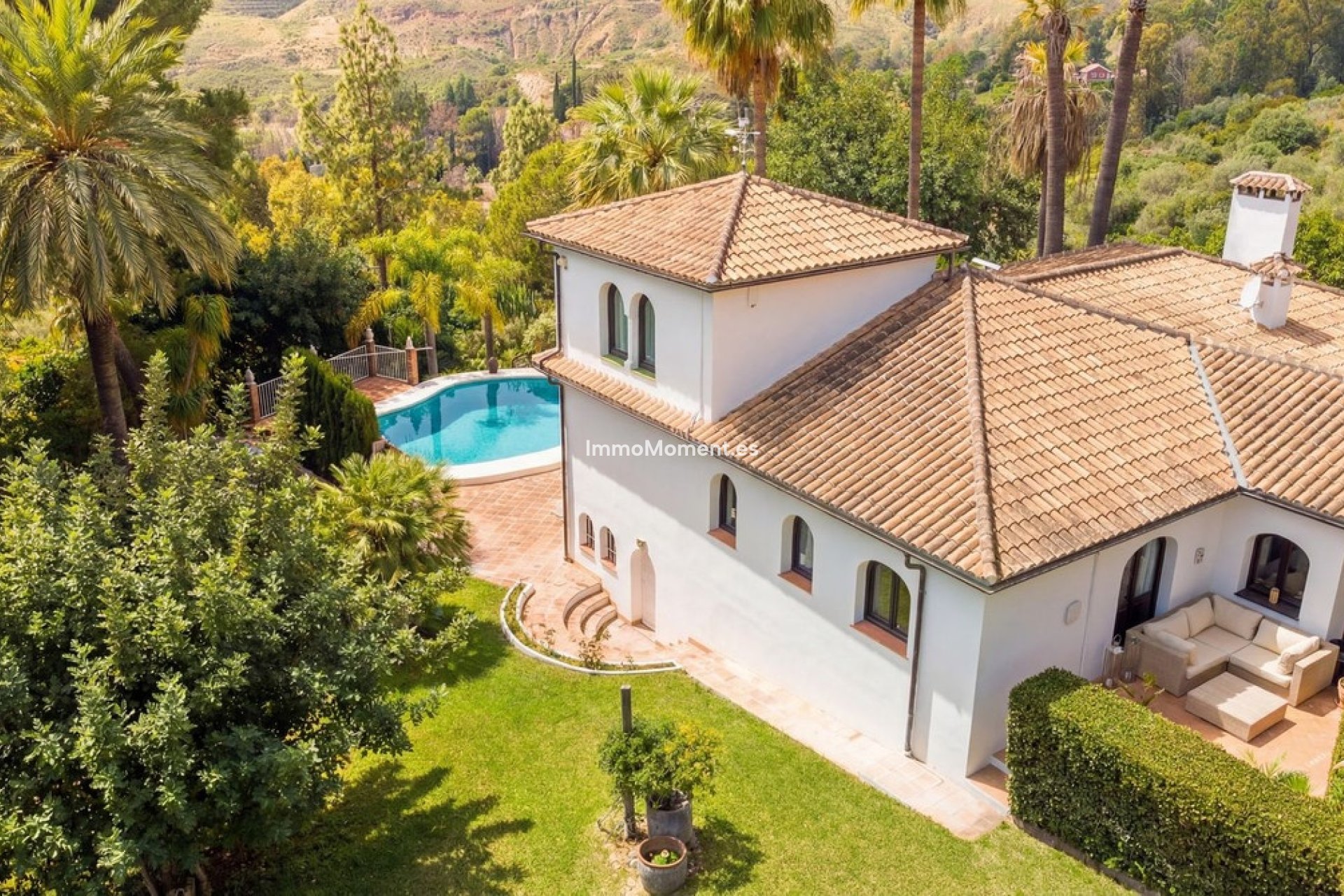 Resale - Country house - Inland  - Alhaurín el Grande Centro