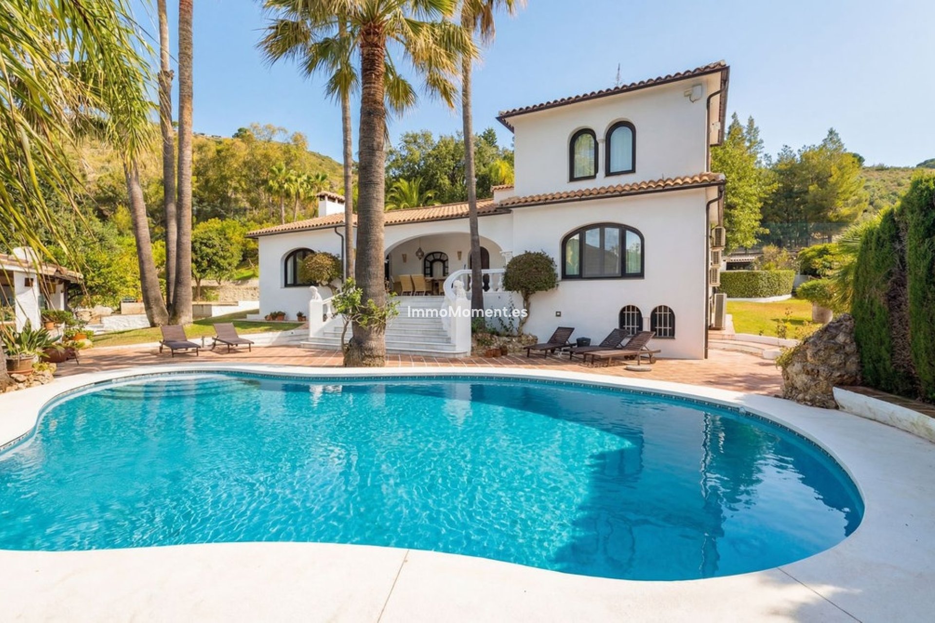 Resale - Country house - Inland  - Alhaurín el Grande Centro