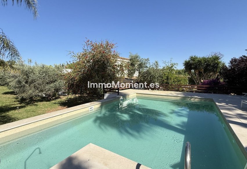 Resale - Country house - Inland  - Alhaurín el Grande Centro