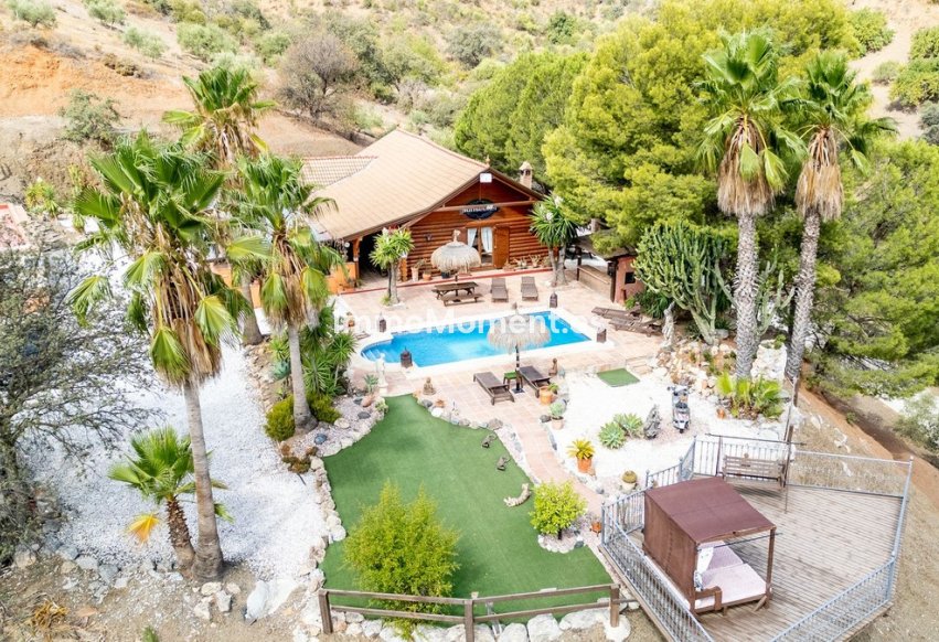 Resale - Country house - Inland  - Alhaurín el Grande Centro