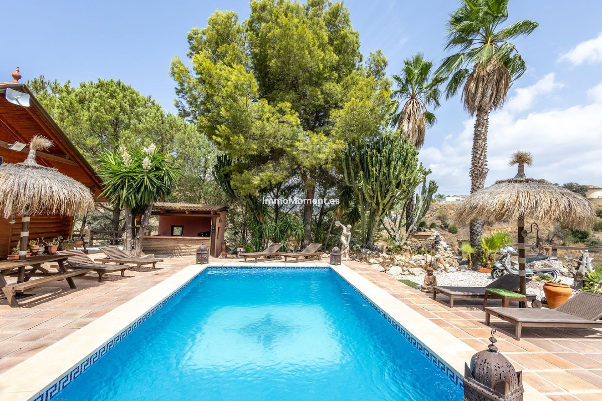 Resale - Country house - Inland  - Alhaurín el Grande Centro