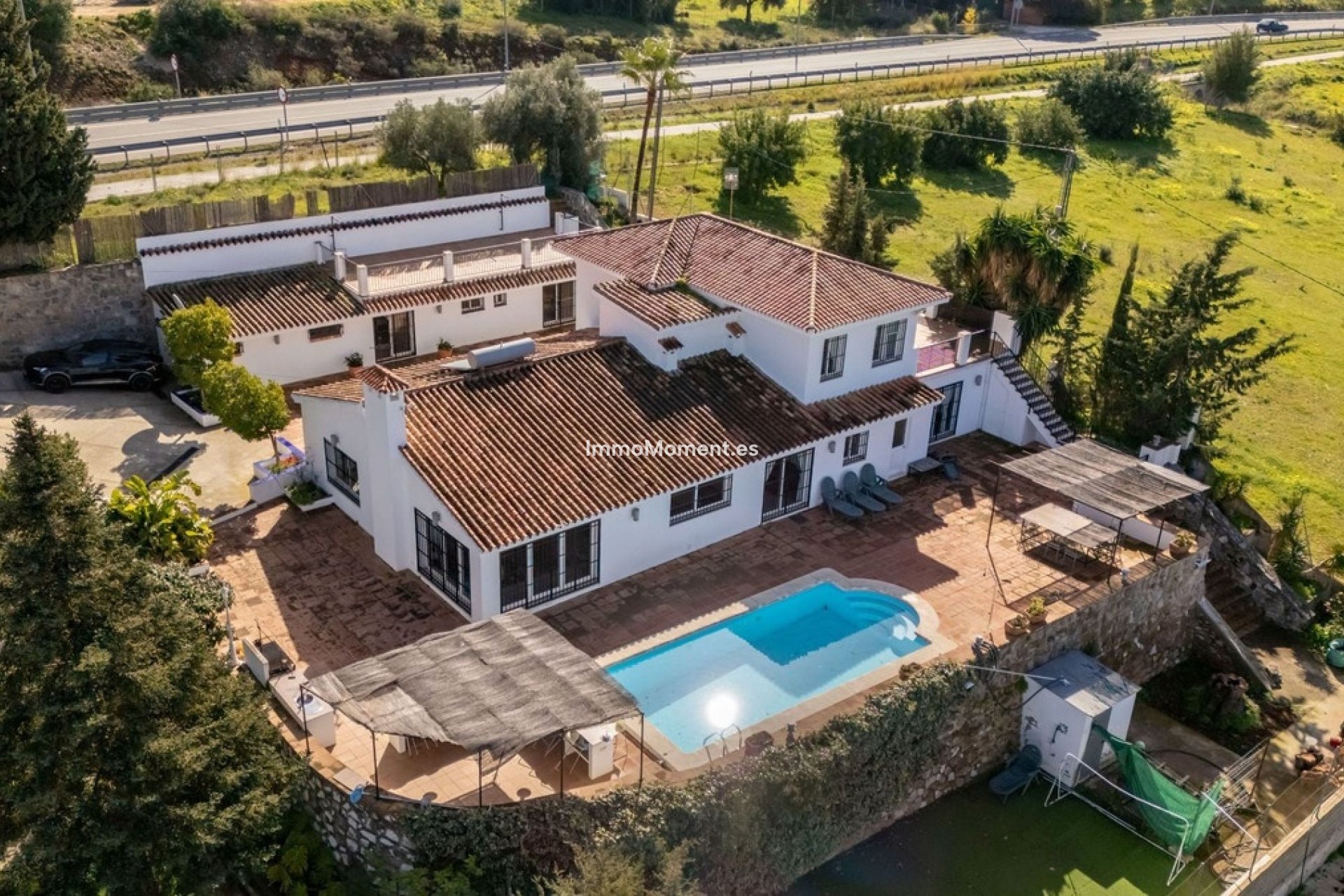 Resale - Country house - Inland  - Alhaurín el Grande Centro