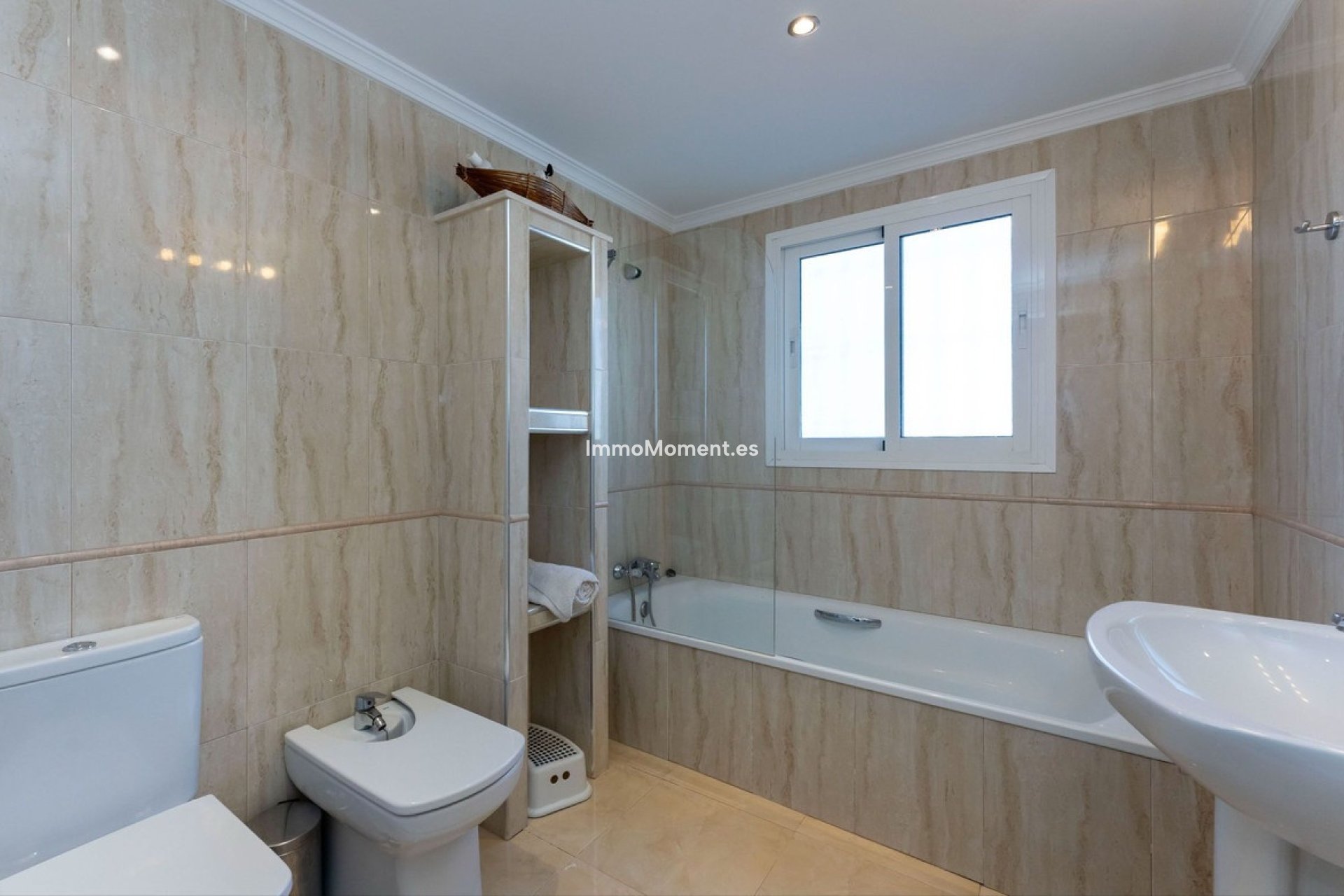 Resale - Country house - Inland  - Alhaurín el Grande Centro