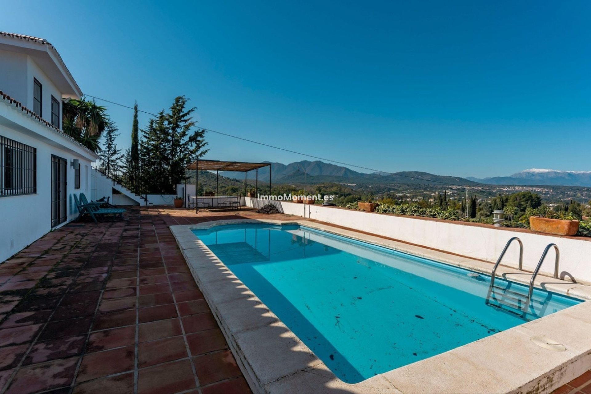 Resale - Country house - Inland  - Alhaurín el Grande Centro