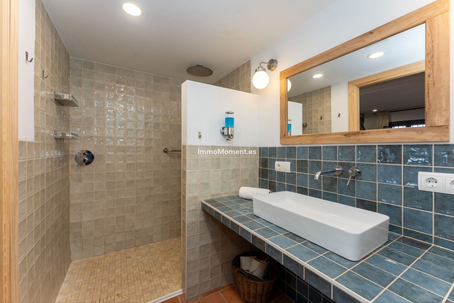 Resale - Country house - Inland  - Alhaurín el Grande Centro