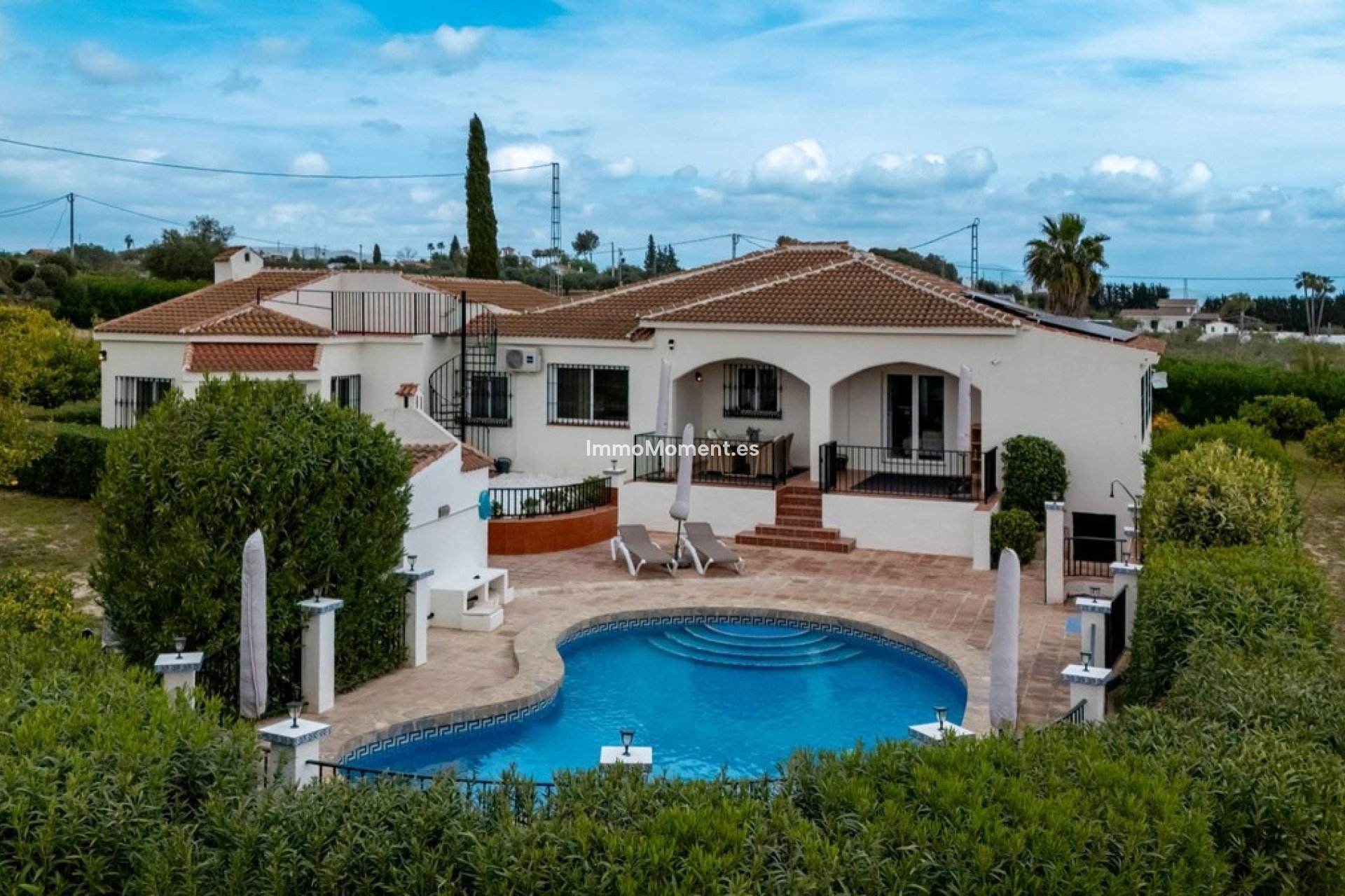 Resale - Country house - Inland  - Alhaurín el Grande Centro