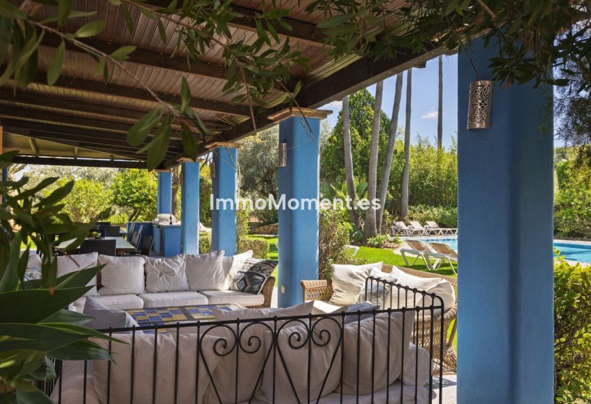 Resale - Country house - Inland  - Alhaurín el Grande Centro