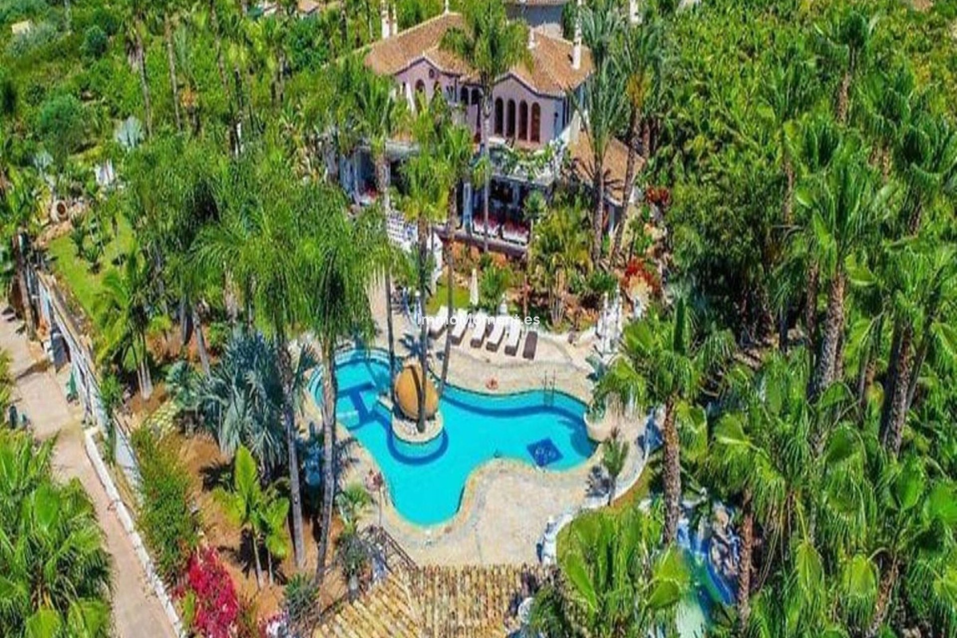 Resale - Country house - Inland  - Alhaurín el Grande Centro