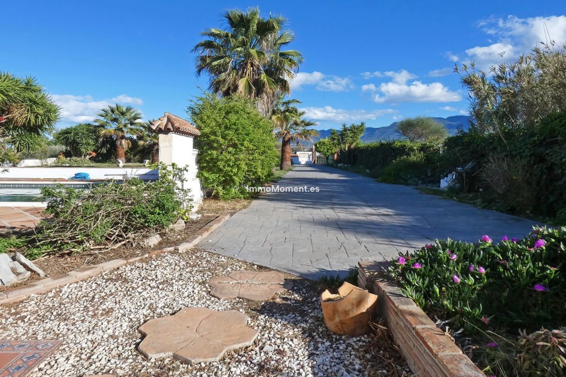 Resale - Country house - Inland  - Alhaurín el Grande Centro