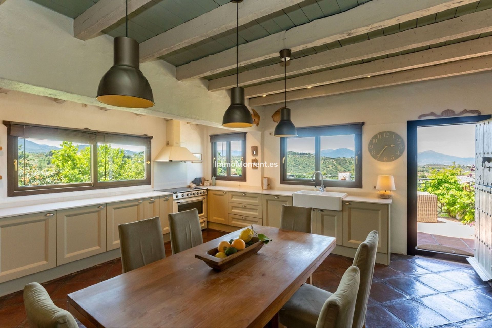 Resale - Country house - Inland  - Alhaurín el Grande Centro