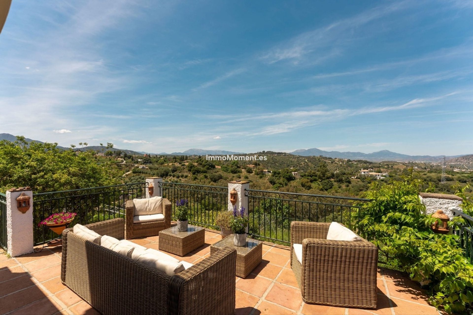 Resale - Country house - Inland  - Alhaurín el Grande Centro