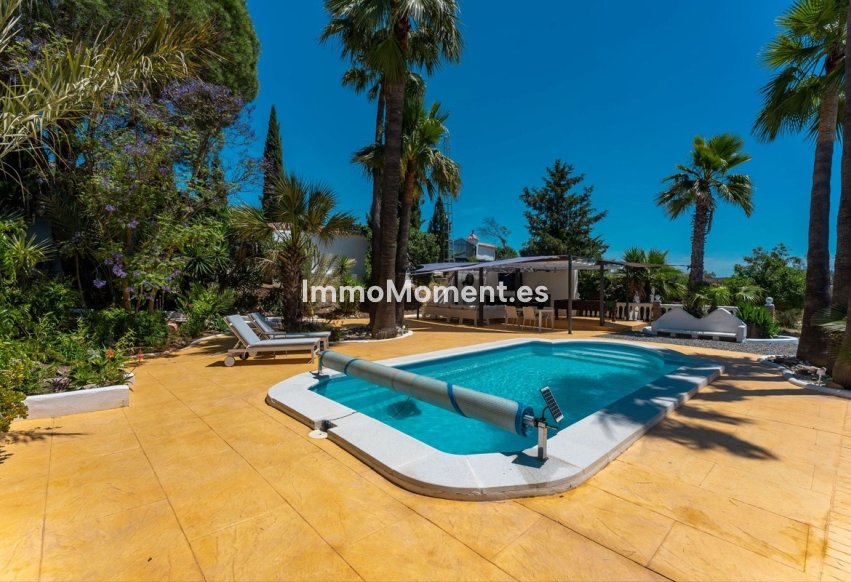 Resale - Country house - Inland  - Alhaurín el Grande Centro